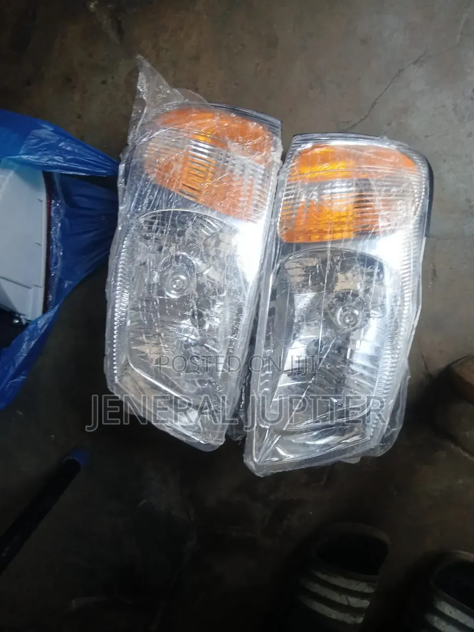 Hyundai Accent Verna/ Accent 2 Headlight Pair.