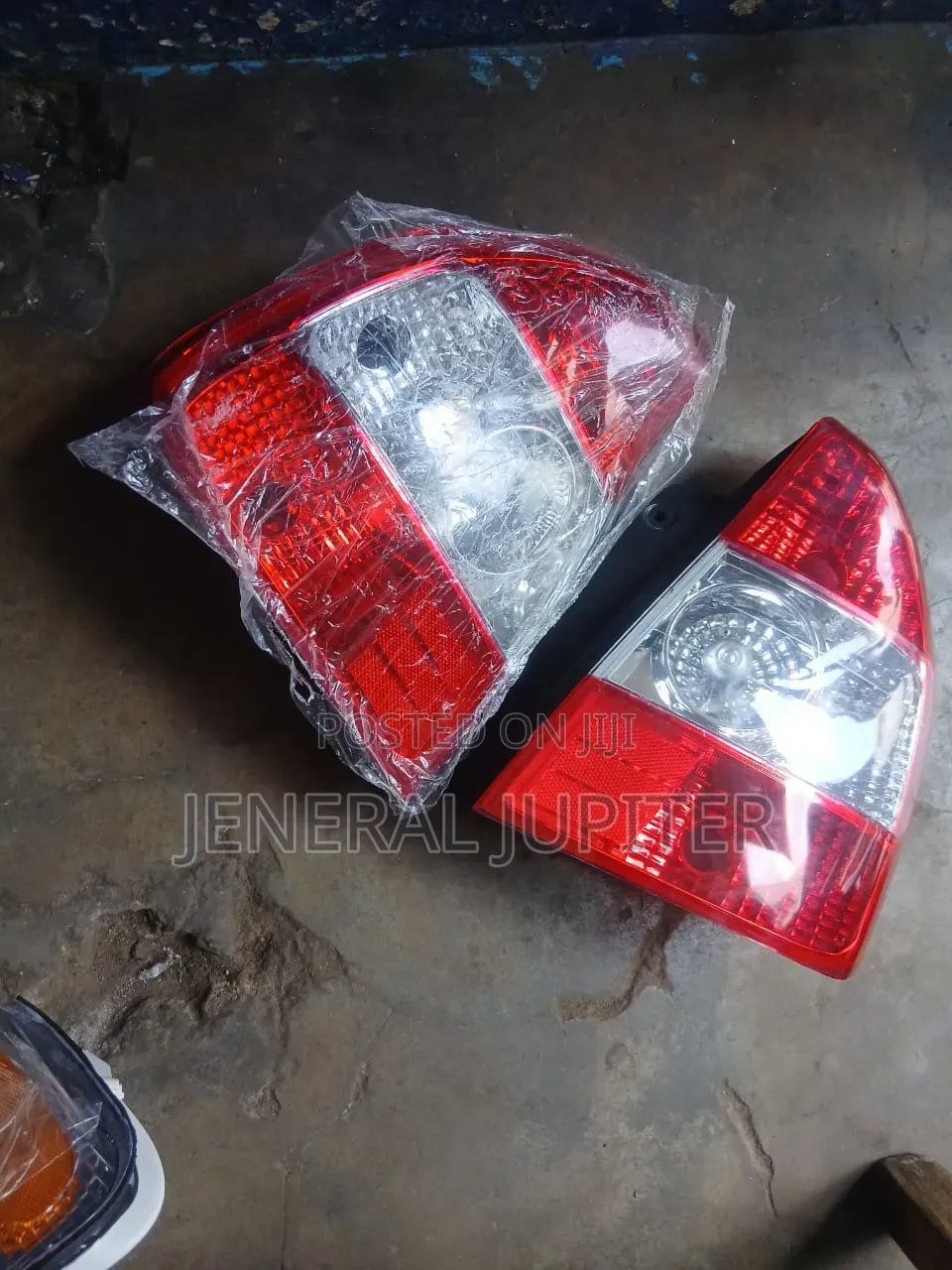 Hyundai Accent Verna/Accent 2 Tail Light Pair Available.