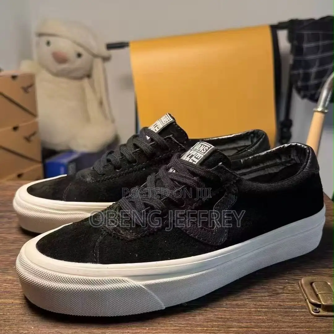 Original Vans Vault Epoch LX Black N White
