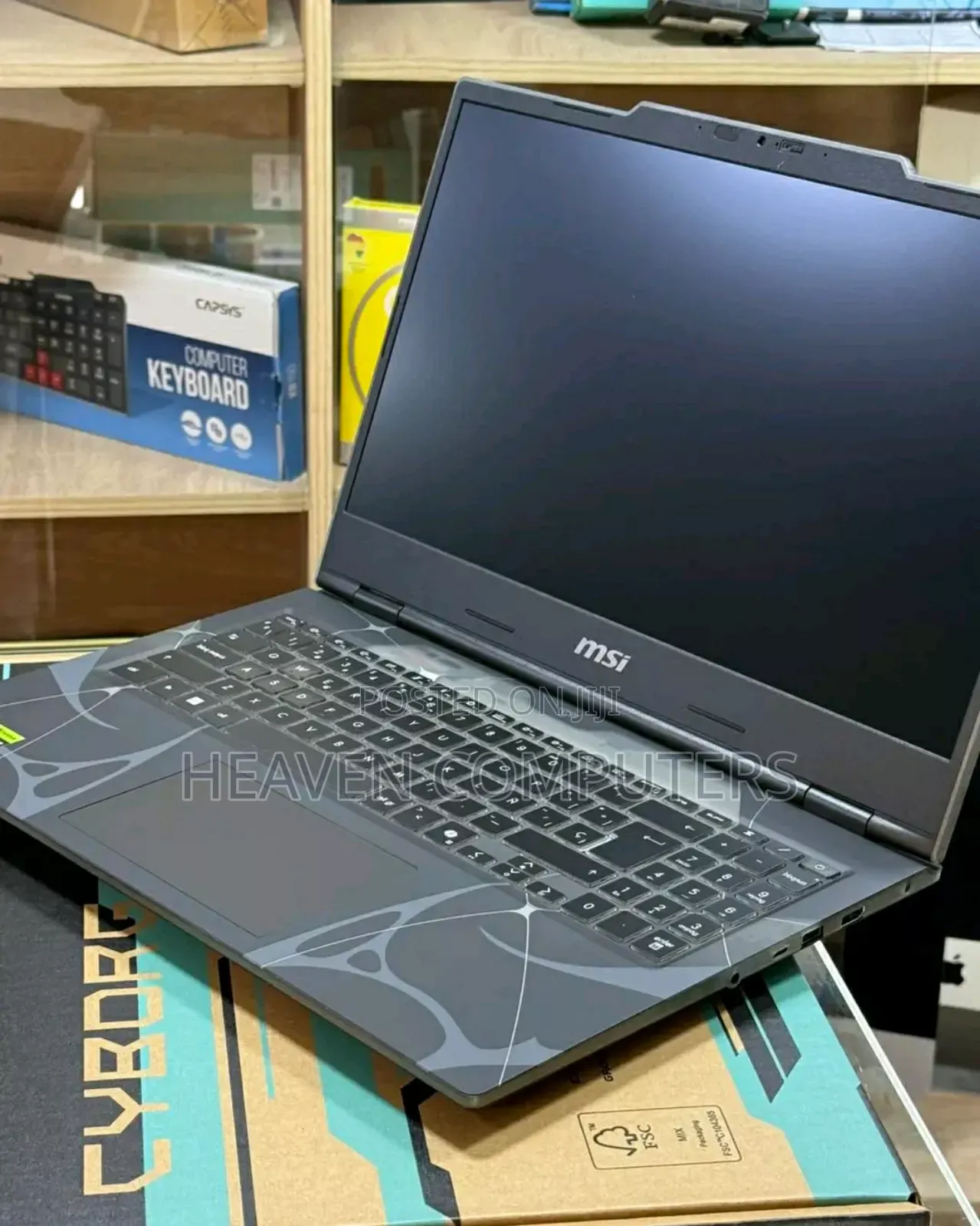 New Laptop MSI Cyborg 15 16GB Intel Core i7 SSD 1T