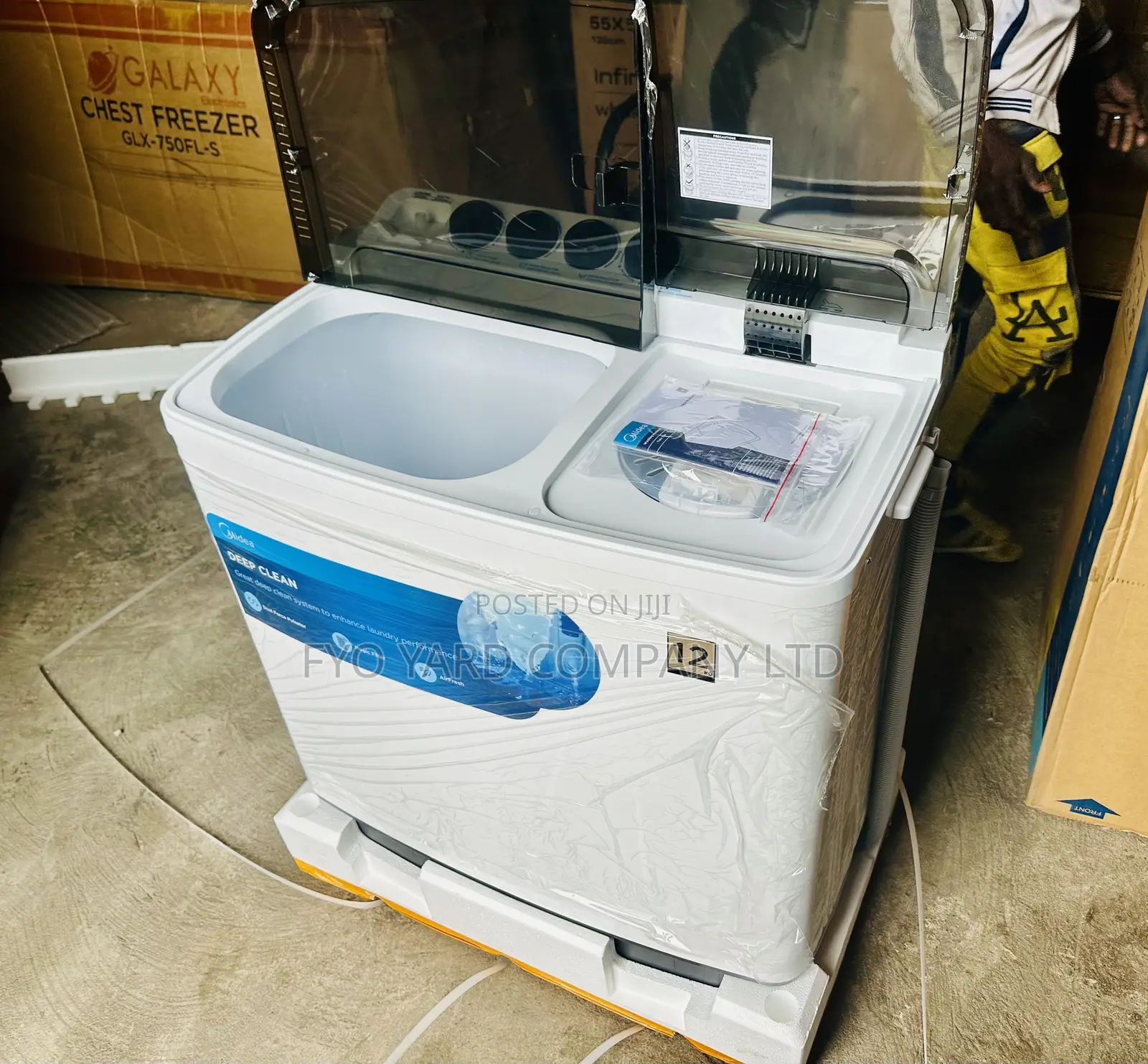 Clean Fast Washing Midea Semi-Auto 12KG Top Load Washing Machine