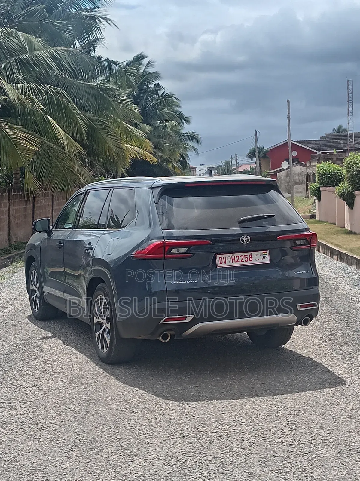Toyota Highlander Limited AWD 2024 Gray
