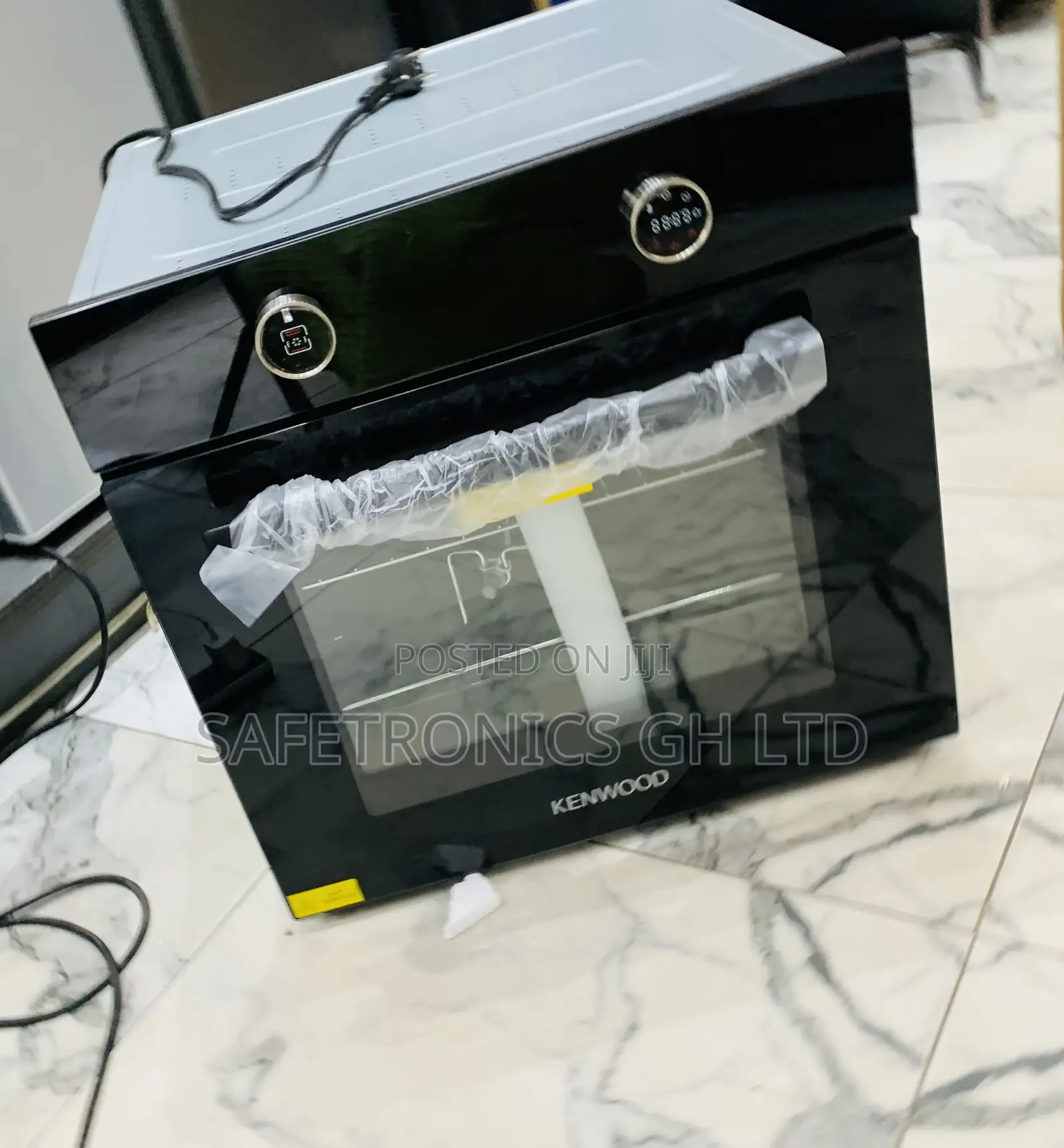 Shop Massive Kenwood Oven Gas and Electric Inbuilt