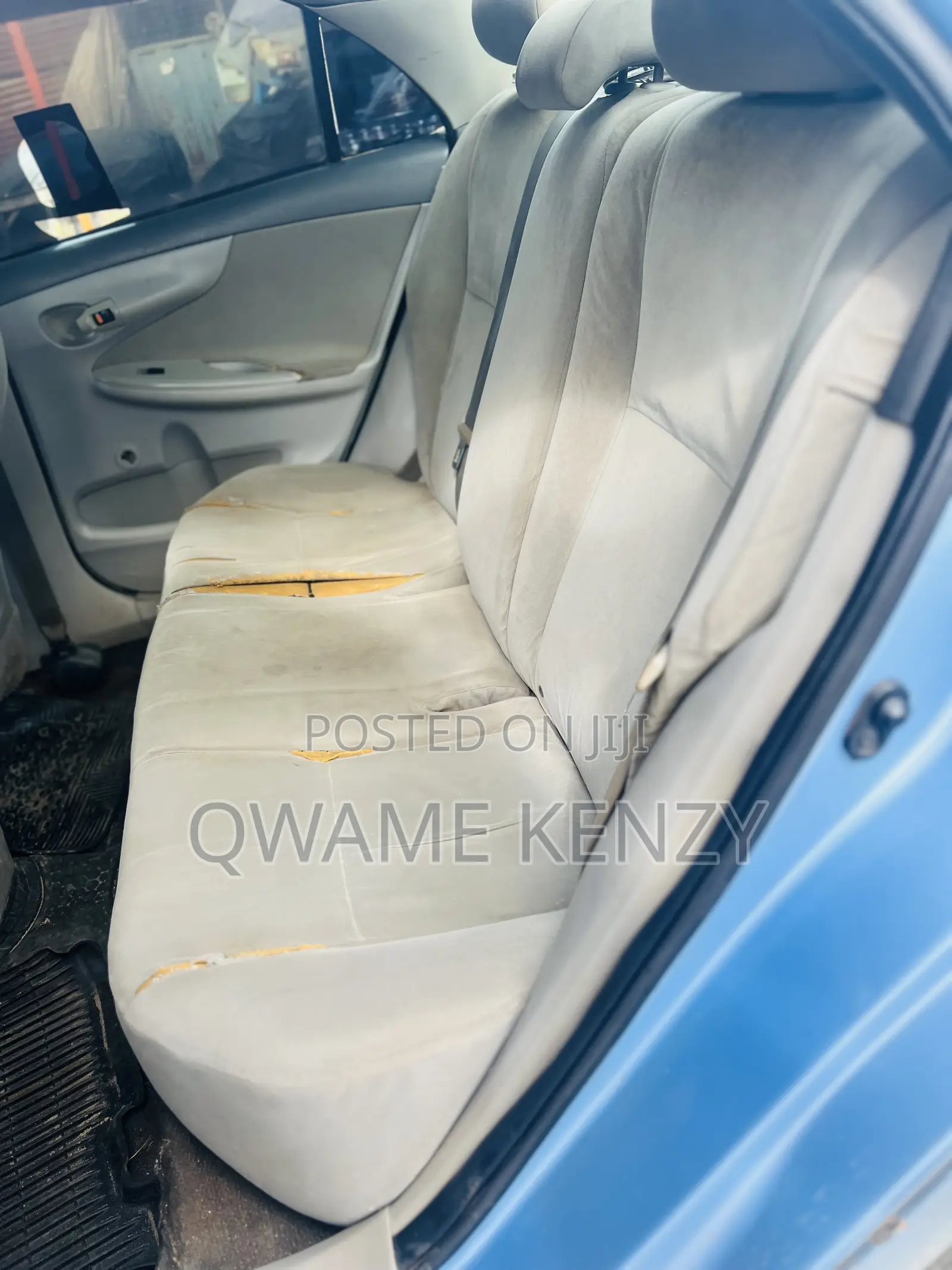 Toyota Corolla 2011 Blue