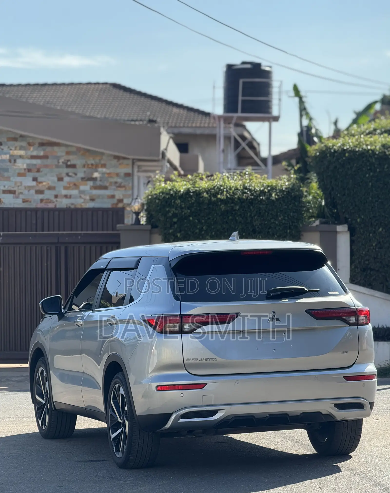 Mitsubishi Outlander SE 2022 Silver