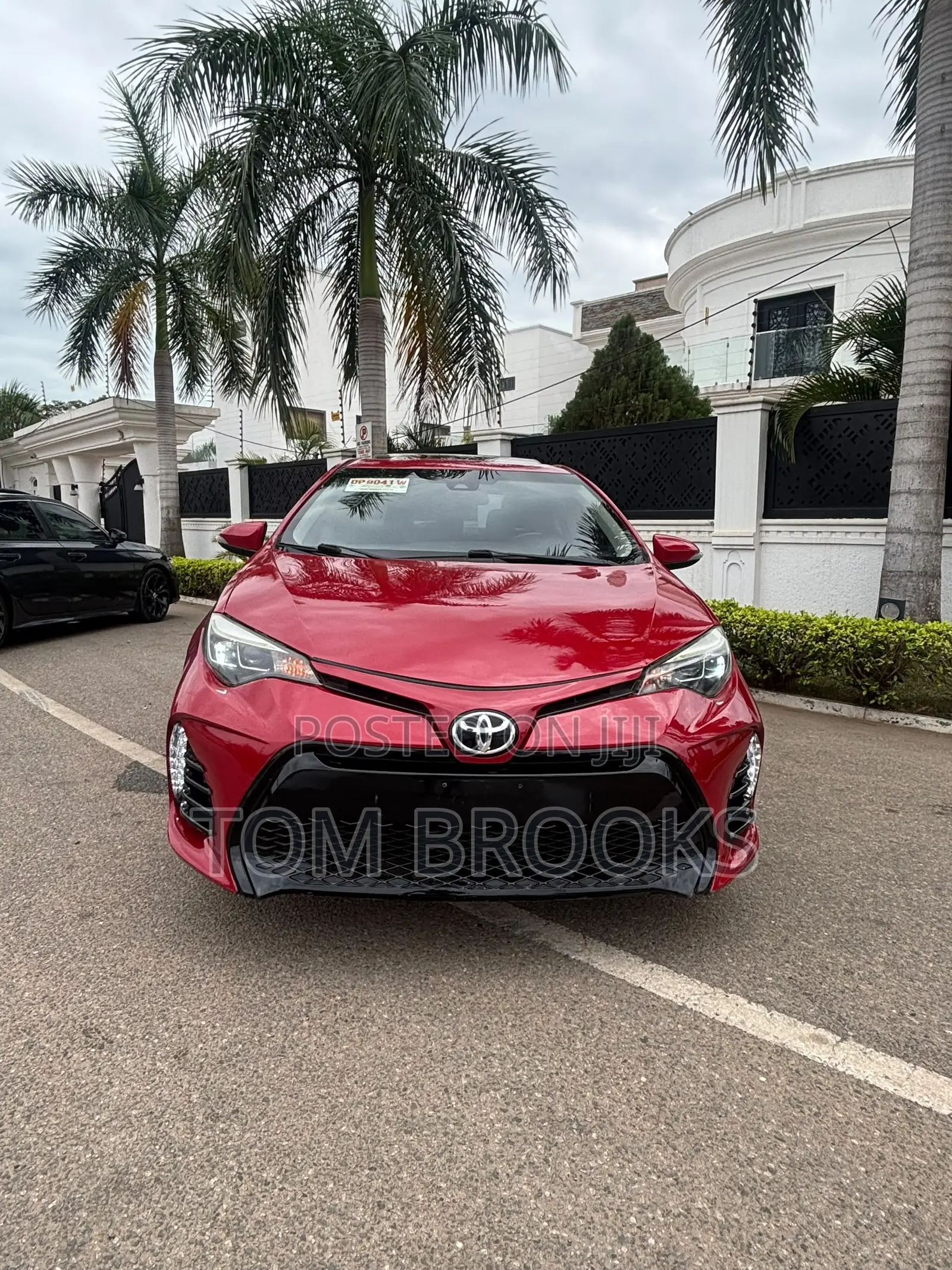 Toyota Corolla SE 4dr Sedan (1.8L 4cyl CVT) 2017 Red