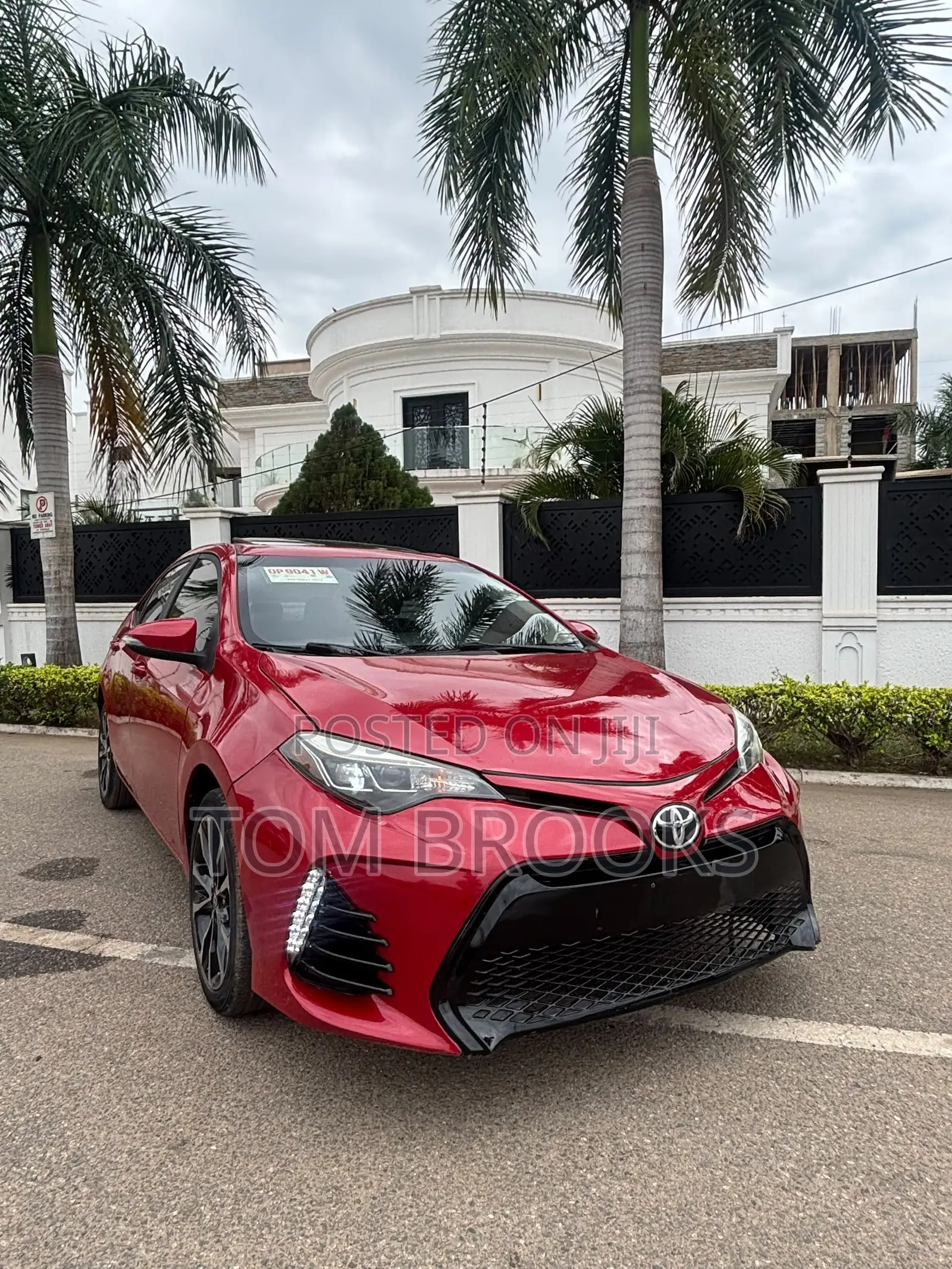 Toyota Corolla SE 4dr Sedan (1.8L 4cyl CVT) 2017 Red