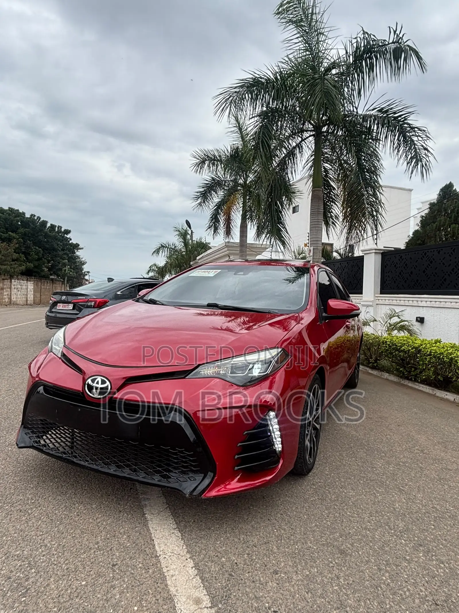 Toyota Corolla SE 4dr Sedan (1.8L 4cyl CVT) 2017 Red