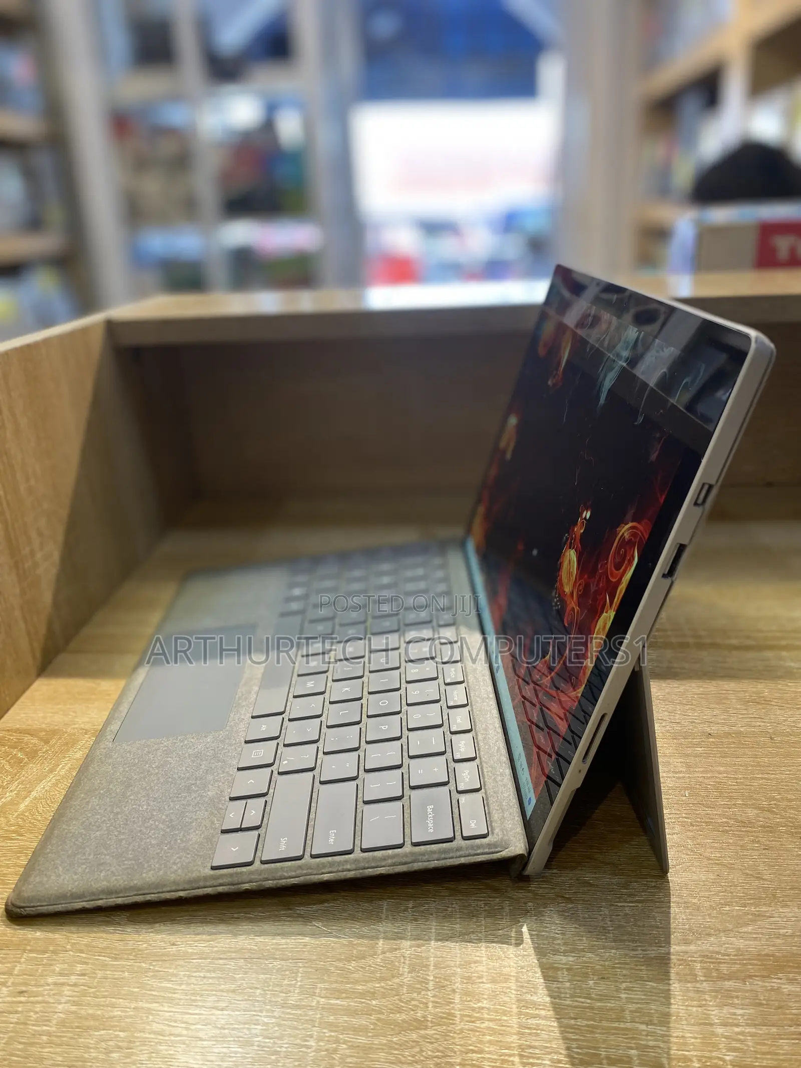 Laptop Microsoft Surface Pro 5 8GB Intel Core i7 SSD 256GB