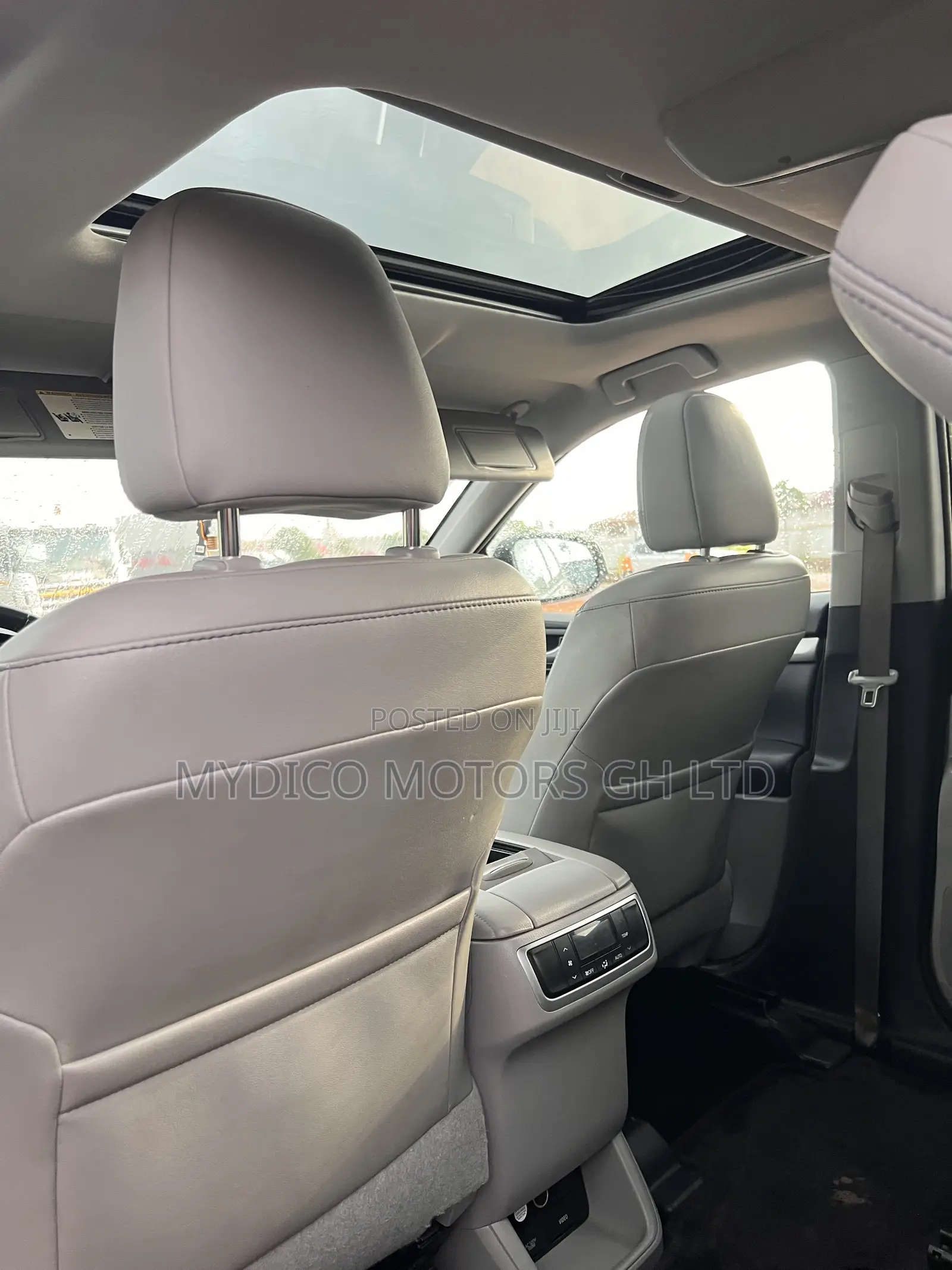 Toyota Highlander XLE V6 4x4 (3.5L 6cyl 6A) 2016 Gray