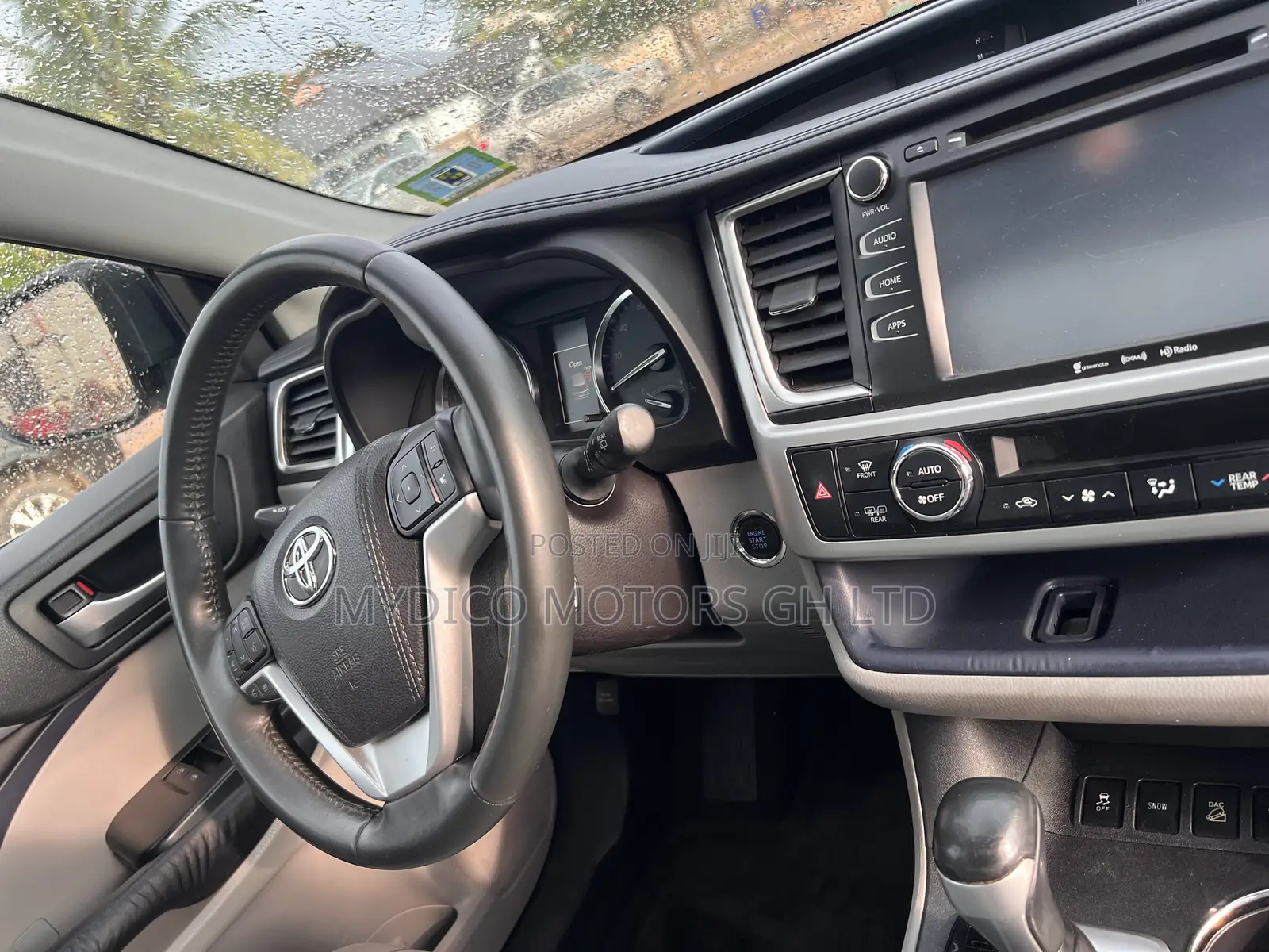 Toyota Highlander XLE V6 4x4 (3.5L 6cyl 6A) 2016 Gray