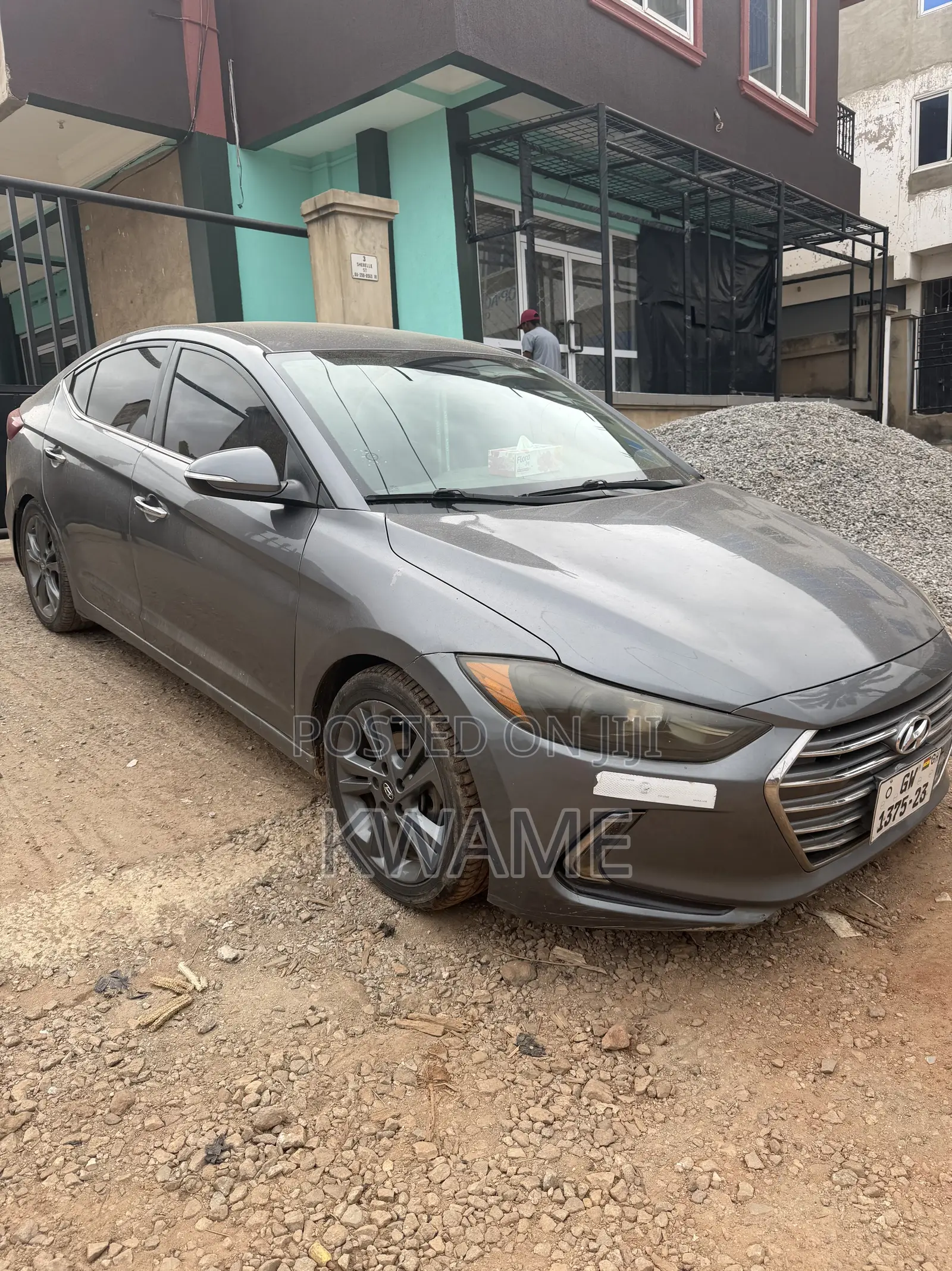Hyundai Elantra Limited Sedan FWD (2.0L 4cyl 6A) 2017 Gray