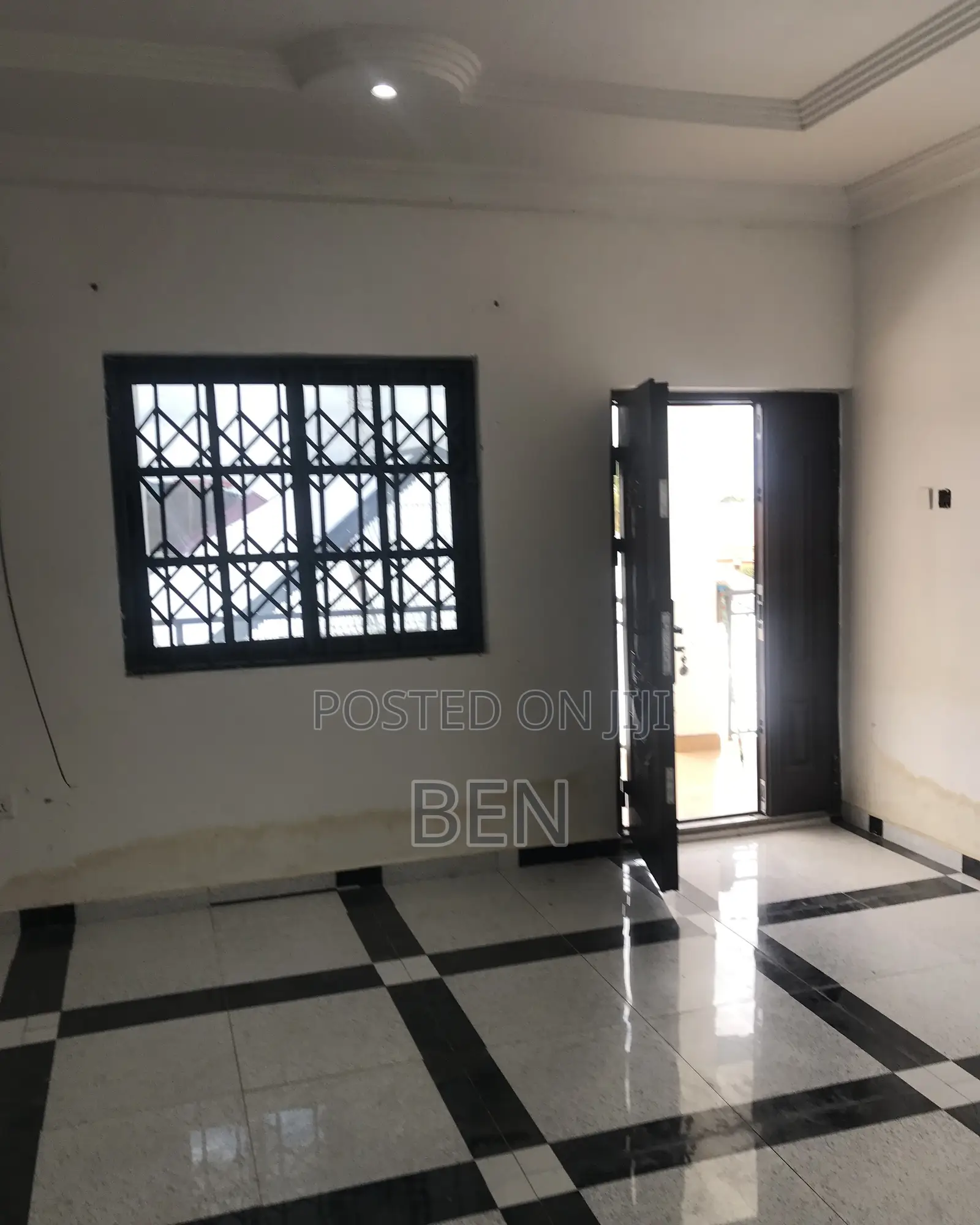 2bdrm Apartment in Petroleum Achimota, Mile 7 for rent
