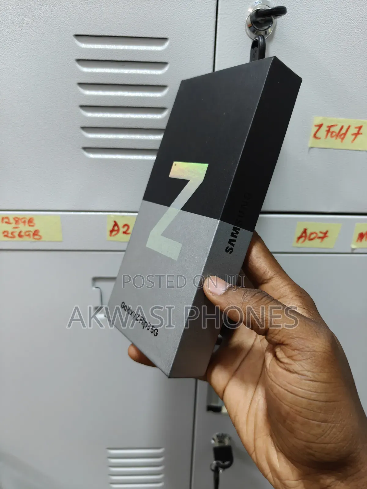 New Samsung Galaxy Z Flip 3 256 GB