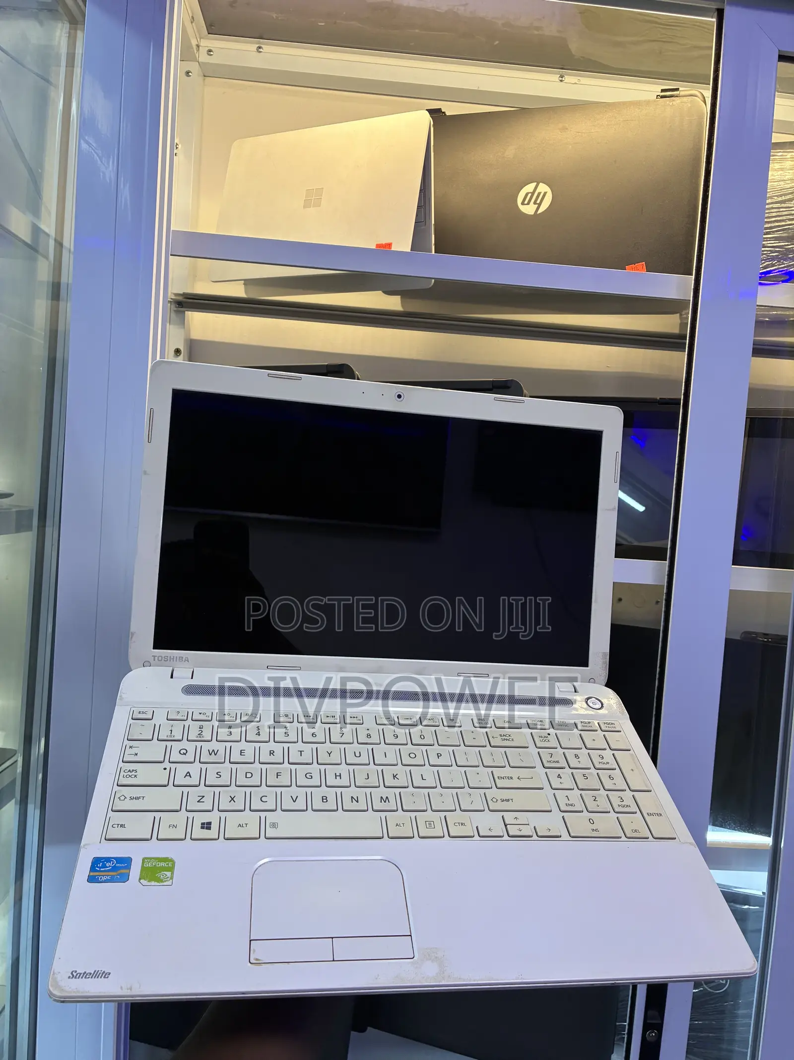 Laptop Toshiba Satellite L850 8GB Intel Core i5 HDD 500GB