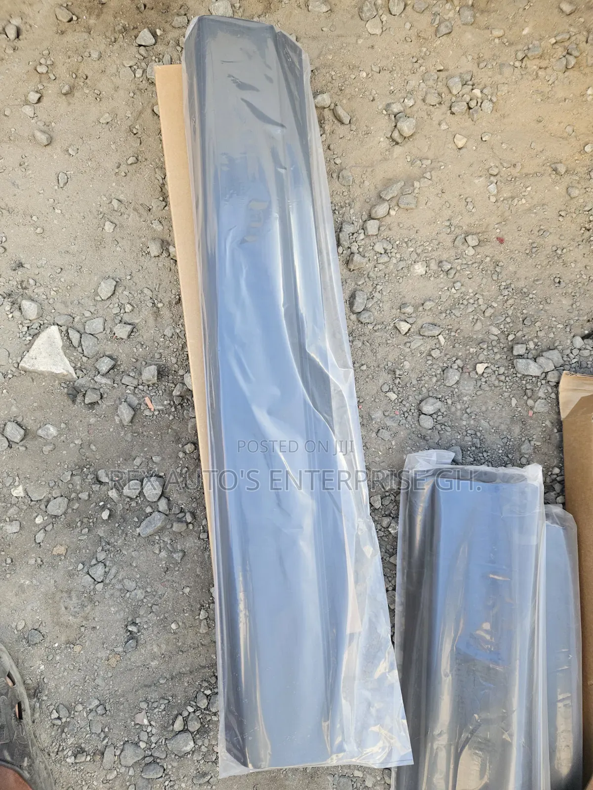 CRV 2023-2025 Front Door Moulding