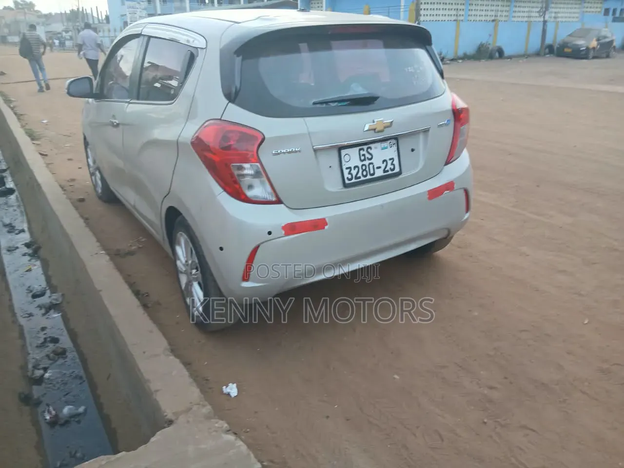Chevrolet Spark 2016 Gray