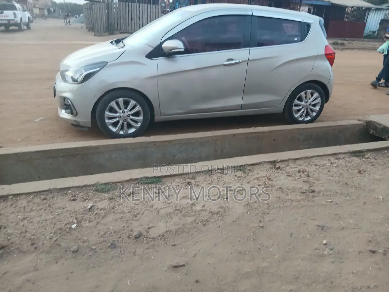 Chevrolet Spark 2016 Gray