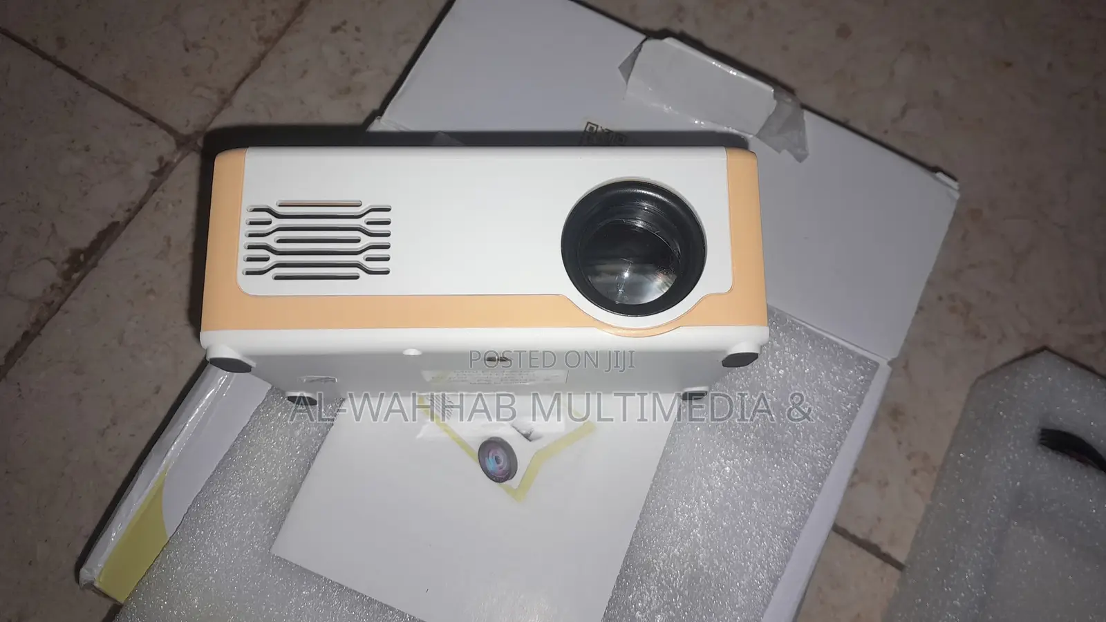 LED Mini Projector