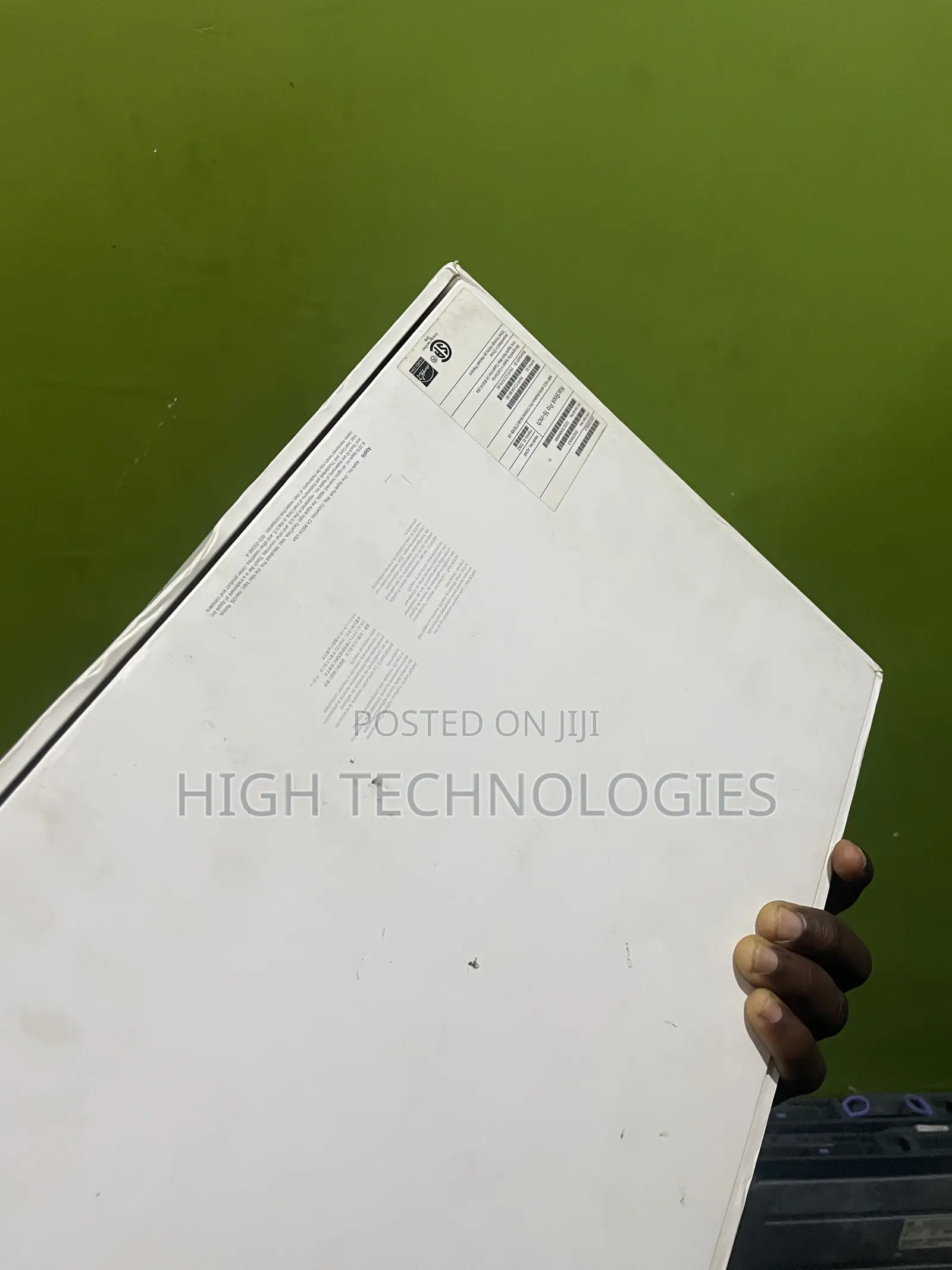 New Laptop Apple MacBook Pro 2019 16GB Intel Core i9 SSD 2T
