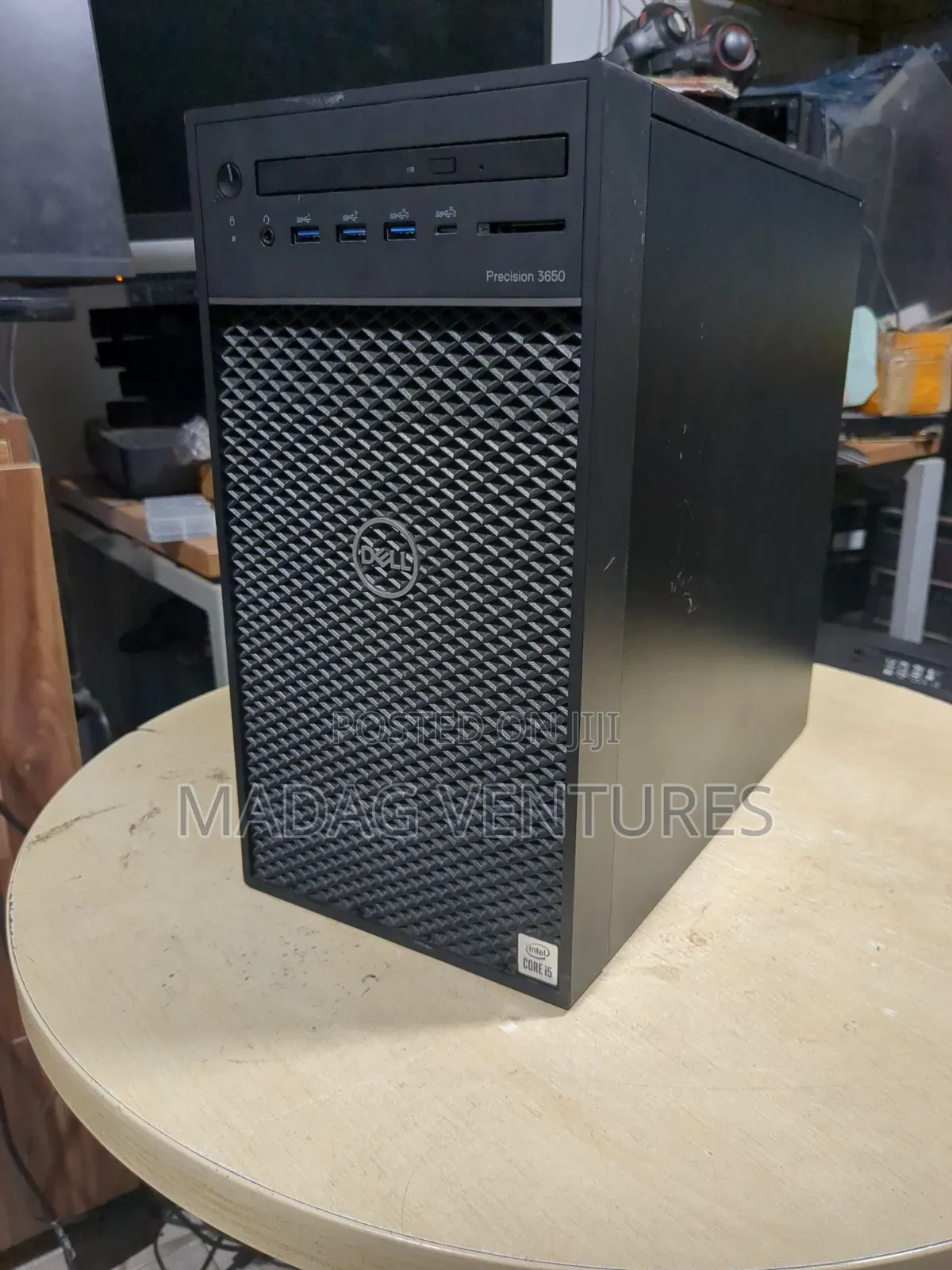 Desktop Computer Dell Precision 3000 16GB Intel Xeon SSD 256GB