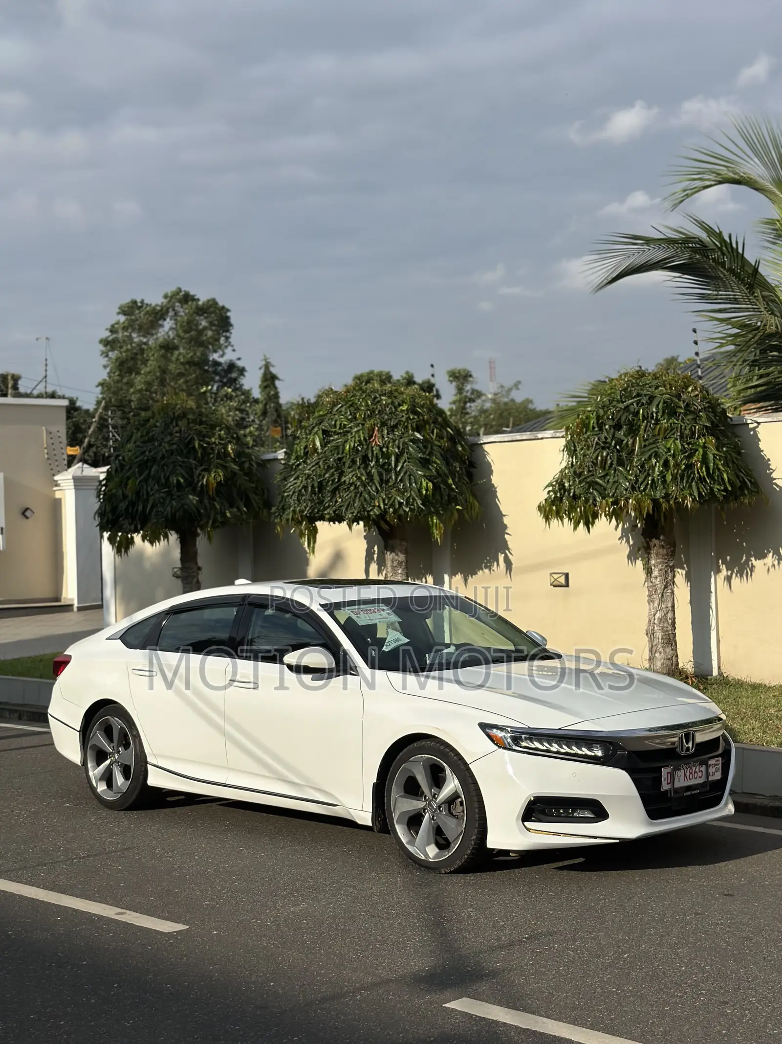 Honda Accord Touring 2018 White