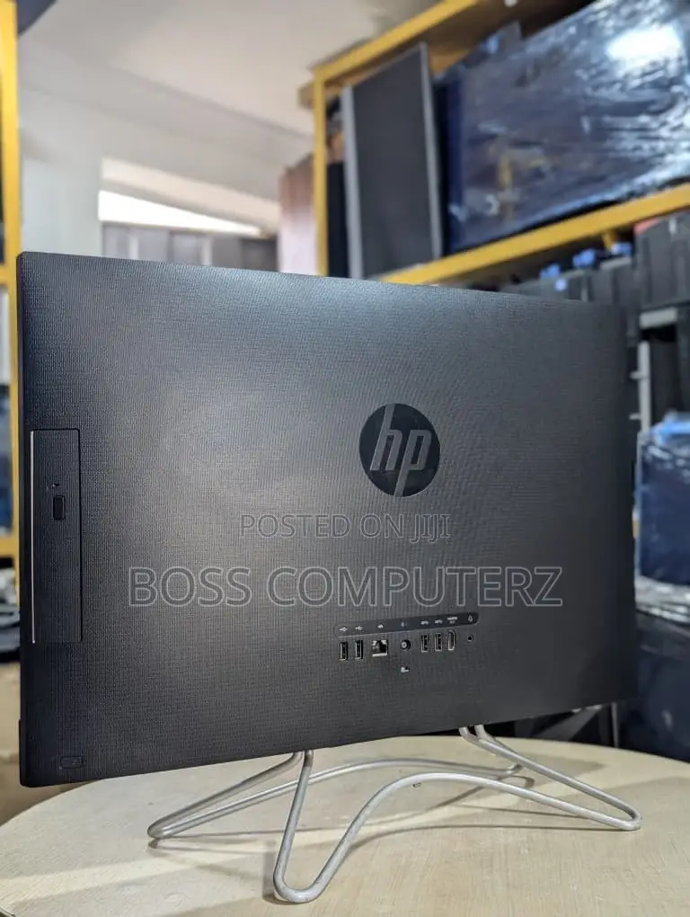 Desktop Computer HP AiO 24 8GB Intel Core i5 SSD 256GB