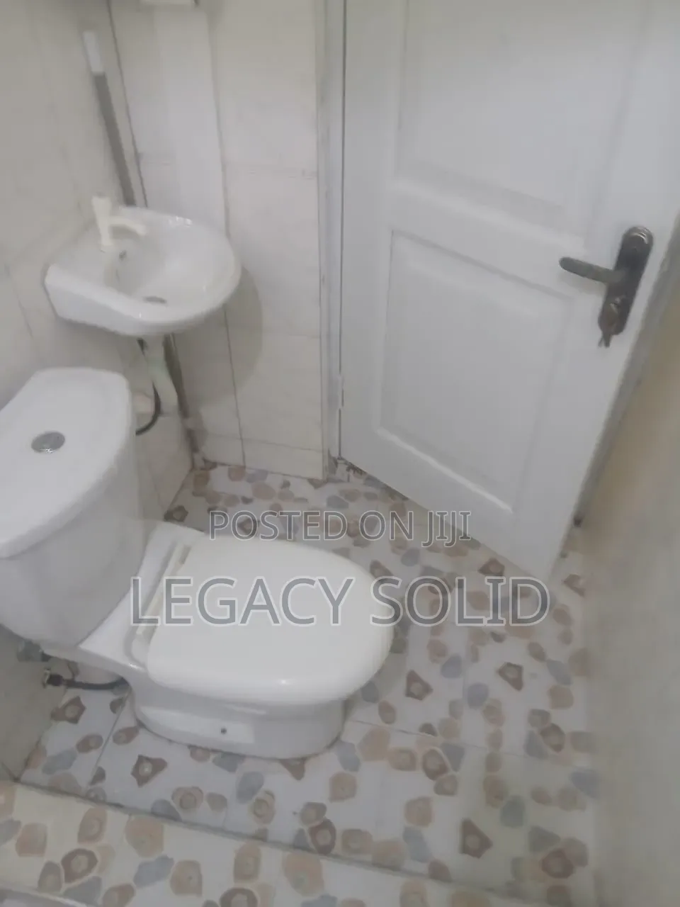 1bdrm Apartment in Legacy Solid Real, New Town for rent
