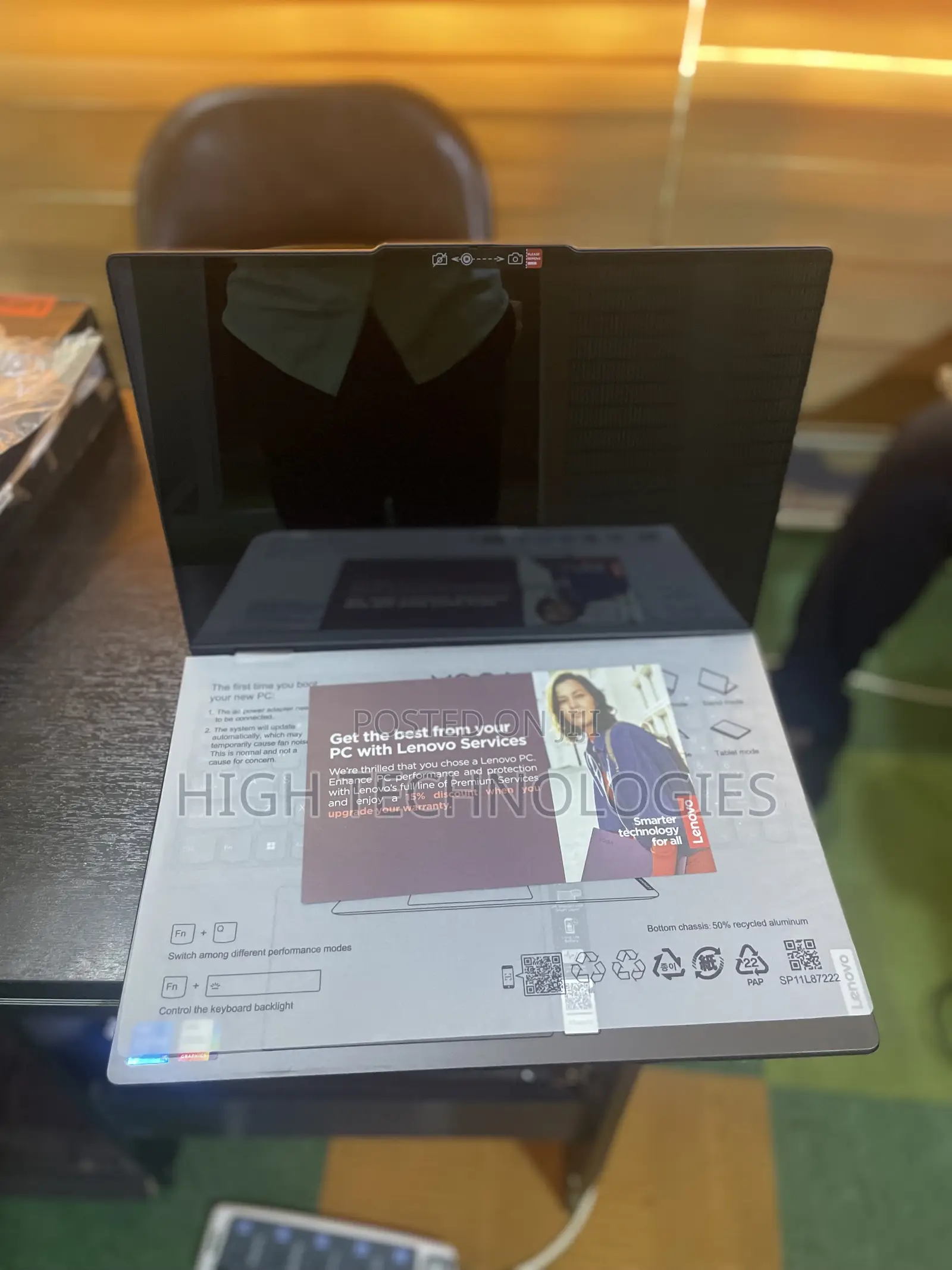 New Laptop Lenovo Yoga 7i 8GB Intel Core i5 SSD 512GB