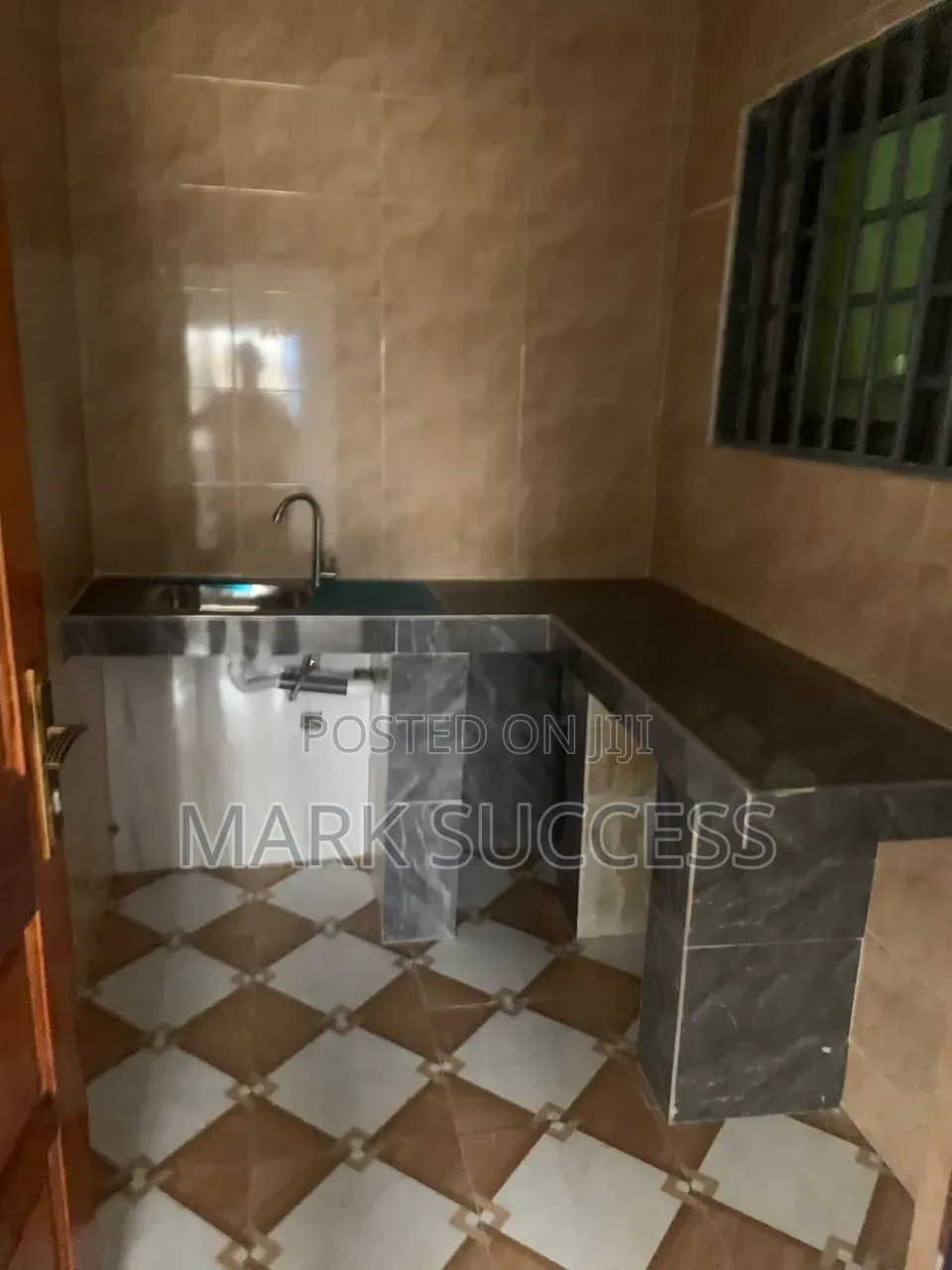 1bdrm Apartment in Toll Booth for rent