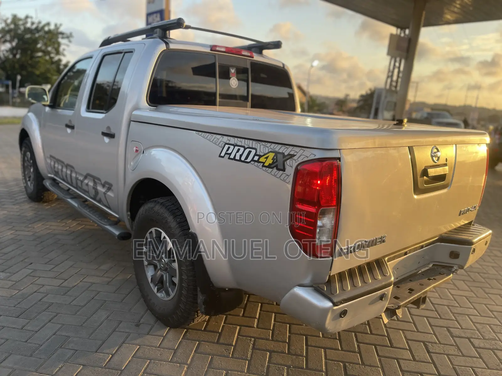 Nissan Frontier 2021 Silver
