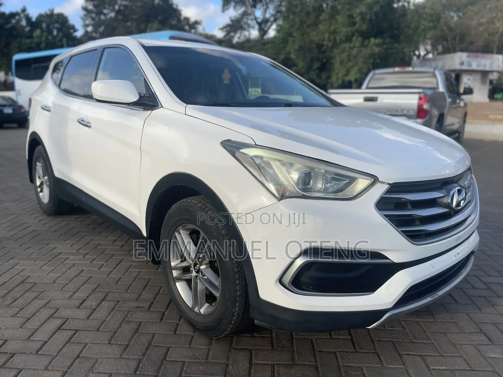 Hyundai Santa Fe 2018 White