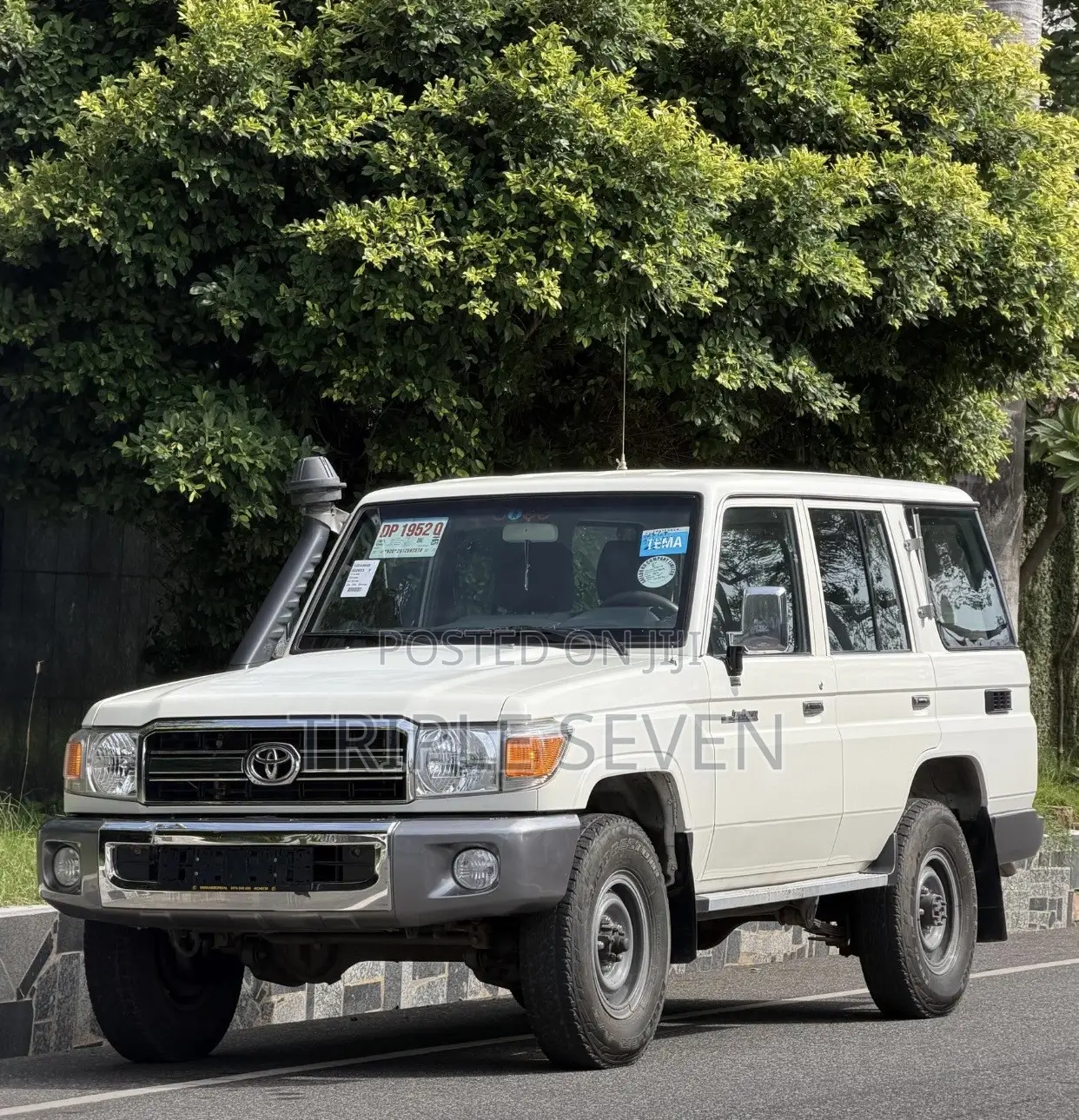 Toyota Land Cruiser 2019 White
