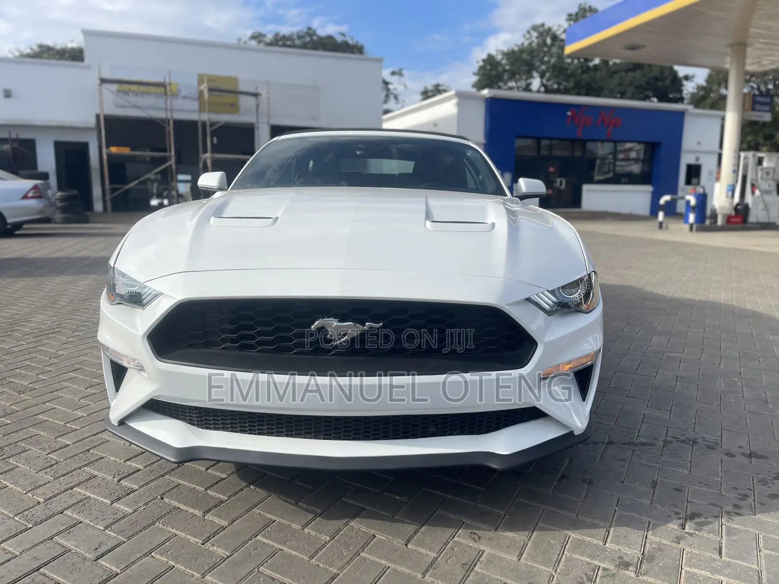 Ford Mustang 2021 White