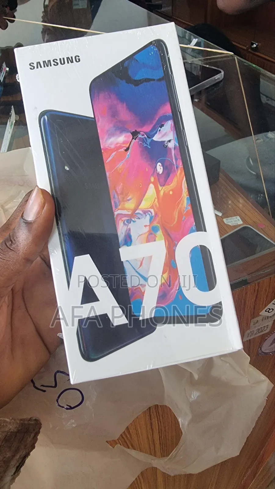 New Samsung Galaxy A70 128 GB Black