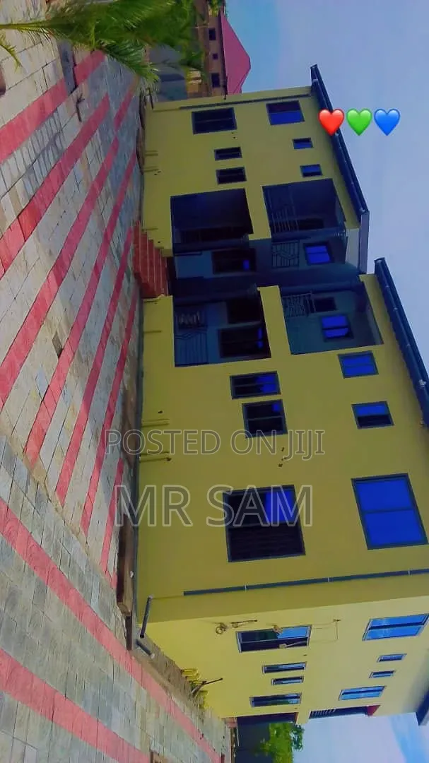 4bdrm Apartment in Sam Properties, New Market for sale