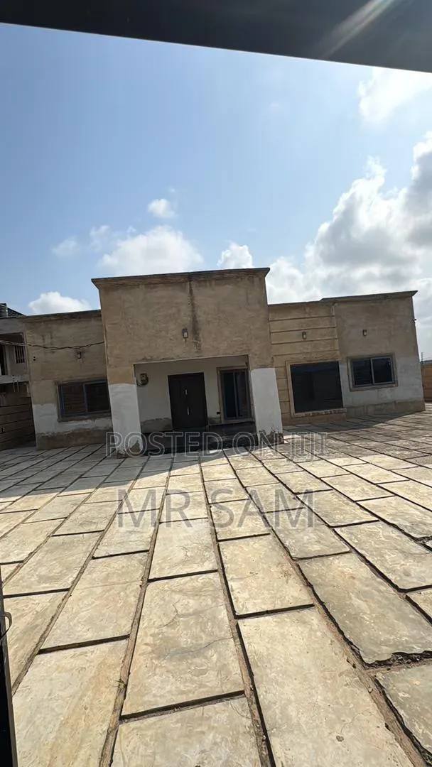 3bdrm House in Sam Properties, New Market for sale
