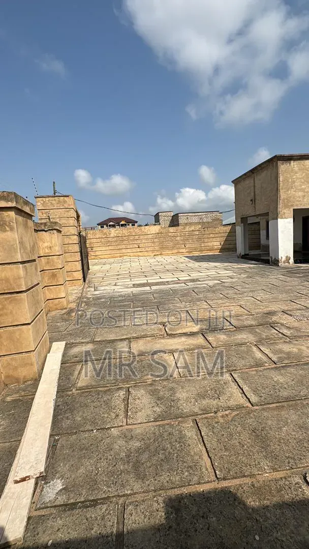 3bdrm House in Sam Properties, New Market for sale