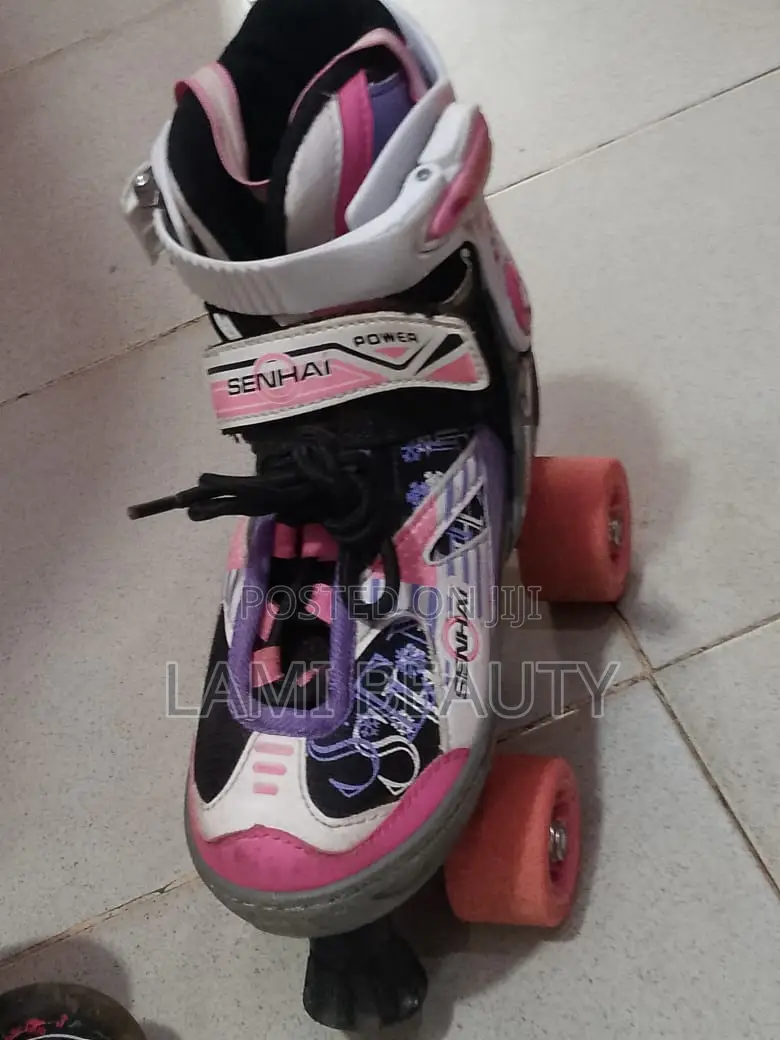 4 Tire Roller Skates Shoe Size 36