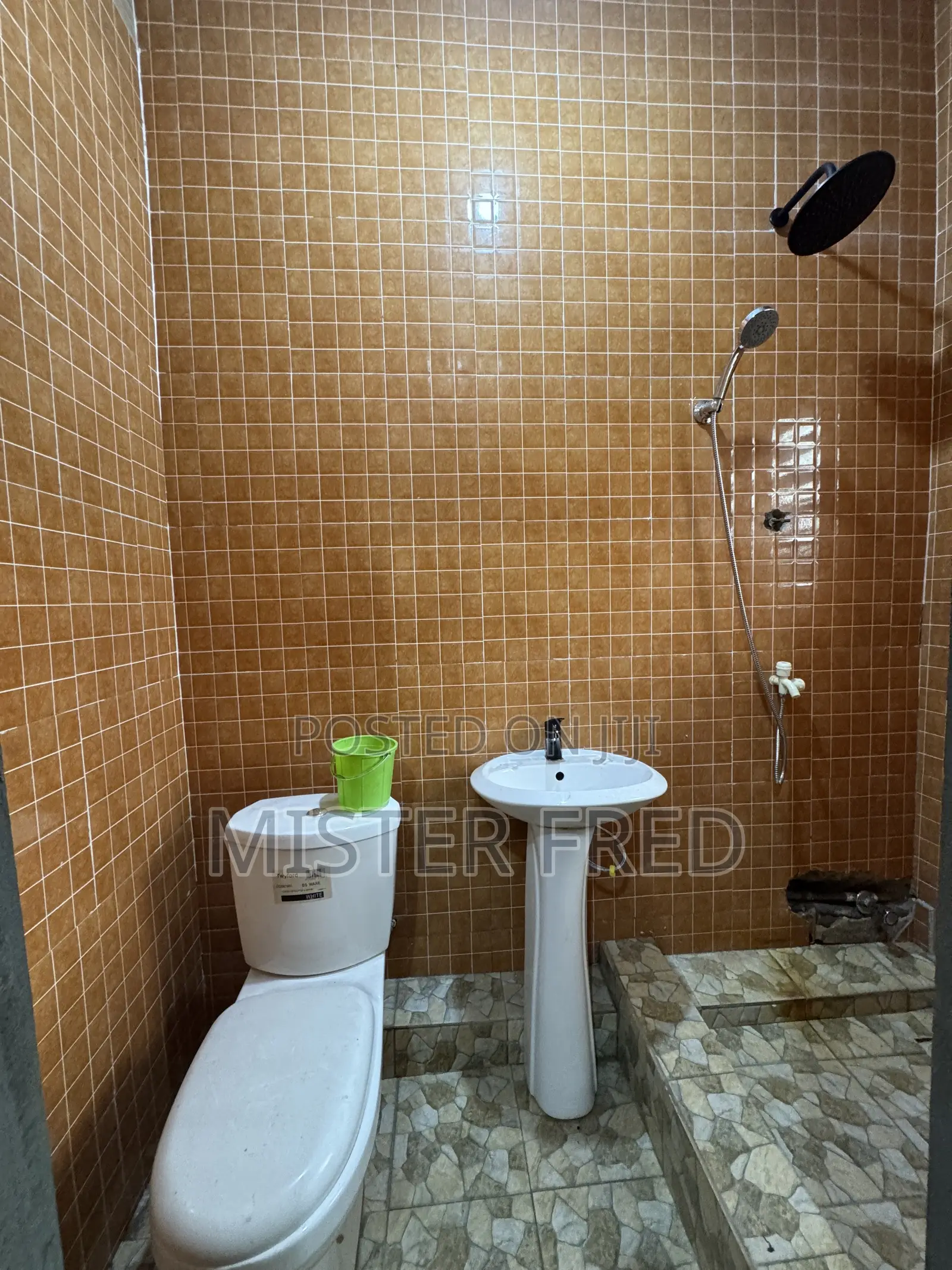 1bdrm Apartment in Redtop, Weija for rent