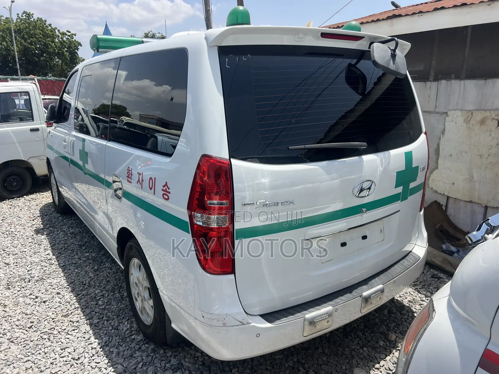 Hyundai Starex 2014 White