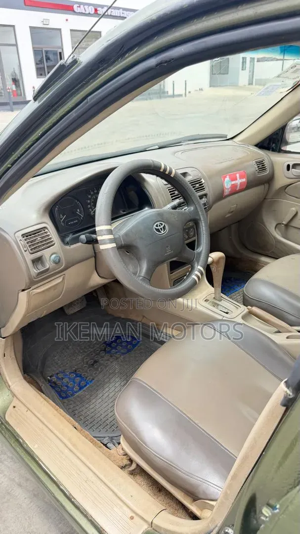 Toyota Corolla 1.6 Sedan 2002 Green