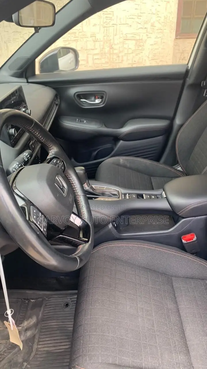 Honda HR-V Sport AWD CVT 2024 White