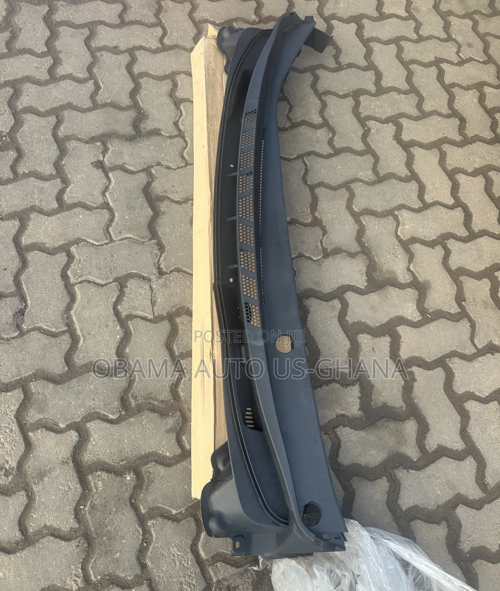 Hyundai Elantra 2011 2012 2013 2014 2015 2016 Wiper Panel Top Vent