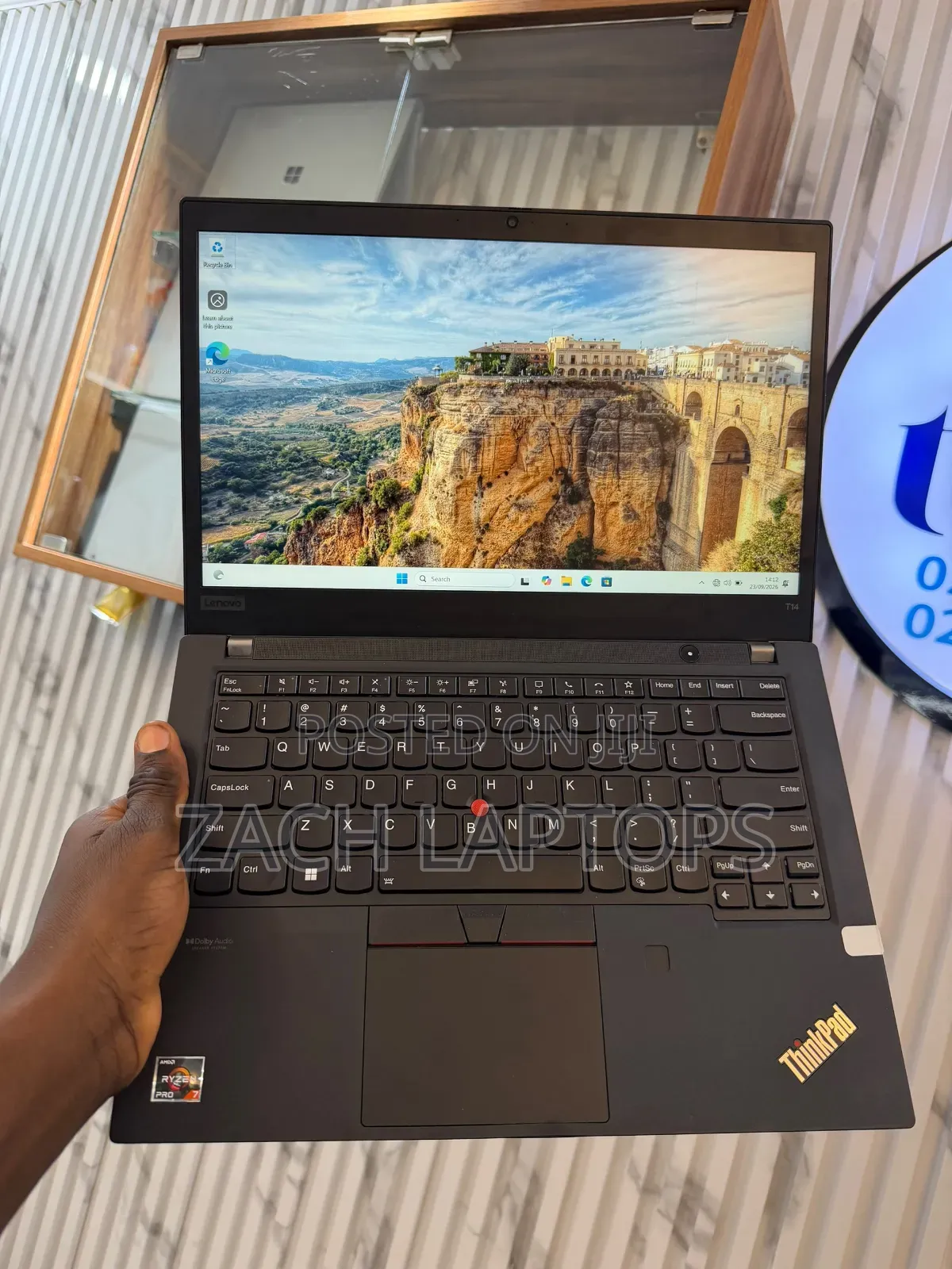 Laptop Lenovo ThinkPad T14 16GB AMD Ryzen 7 SSD 512GB