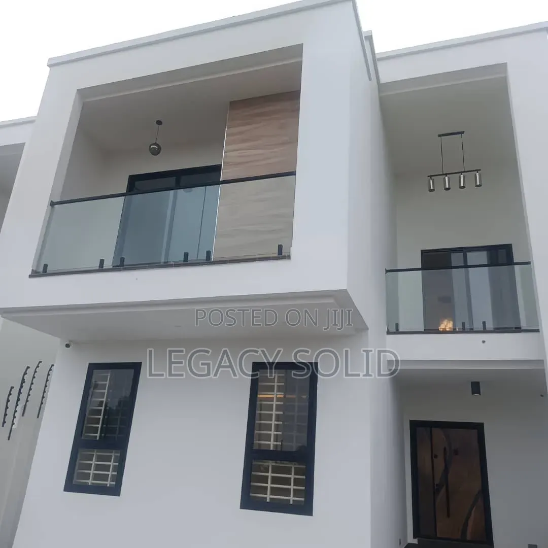 4bdrm Duplex in Legacy Solid Real for rent