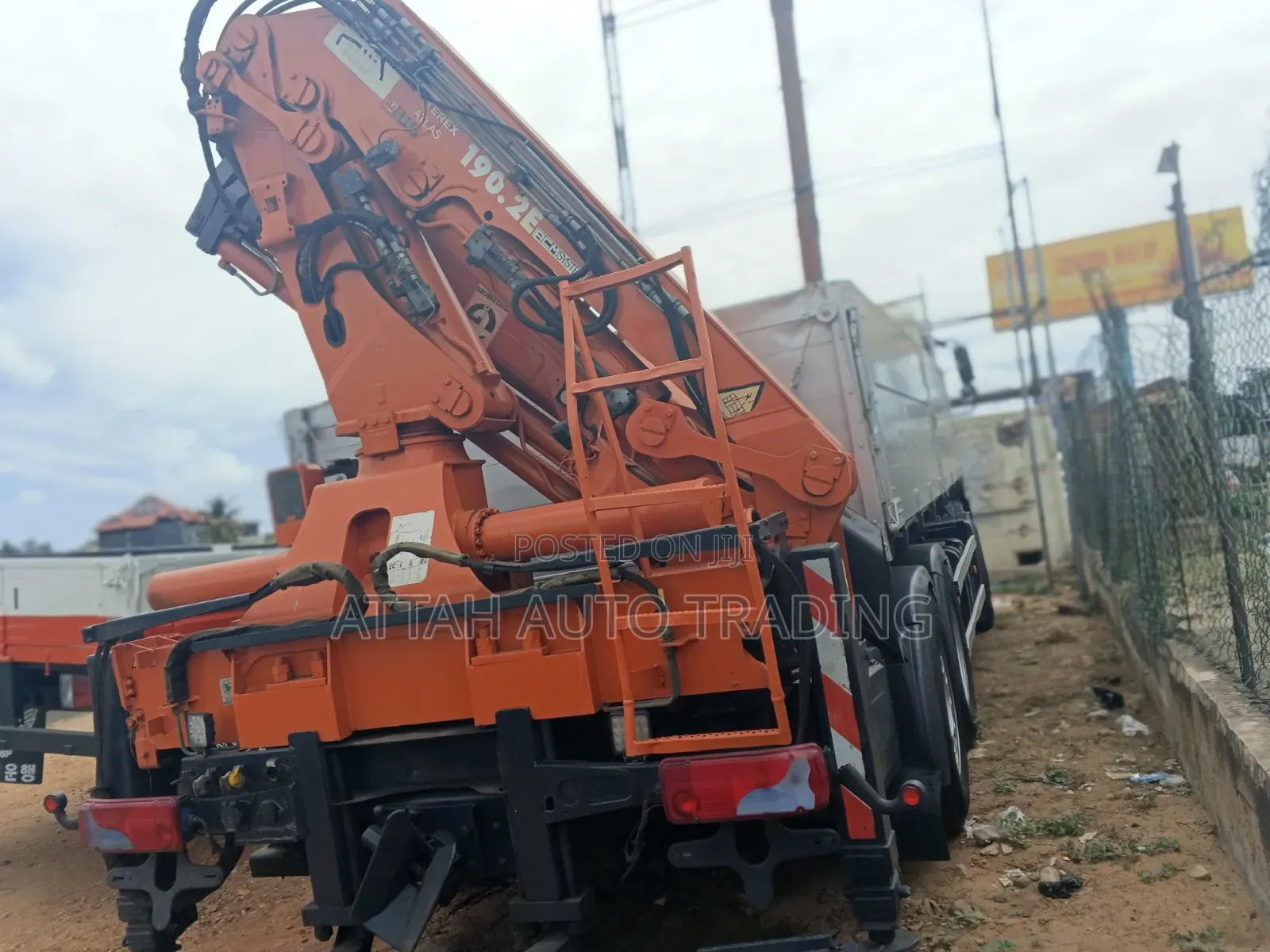 Man Deseil Crane