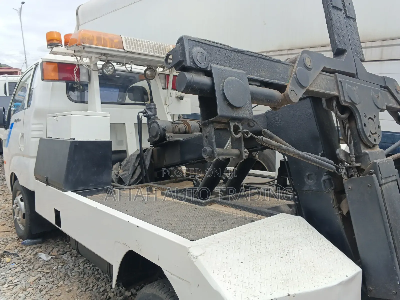 Bongo 111 Towing