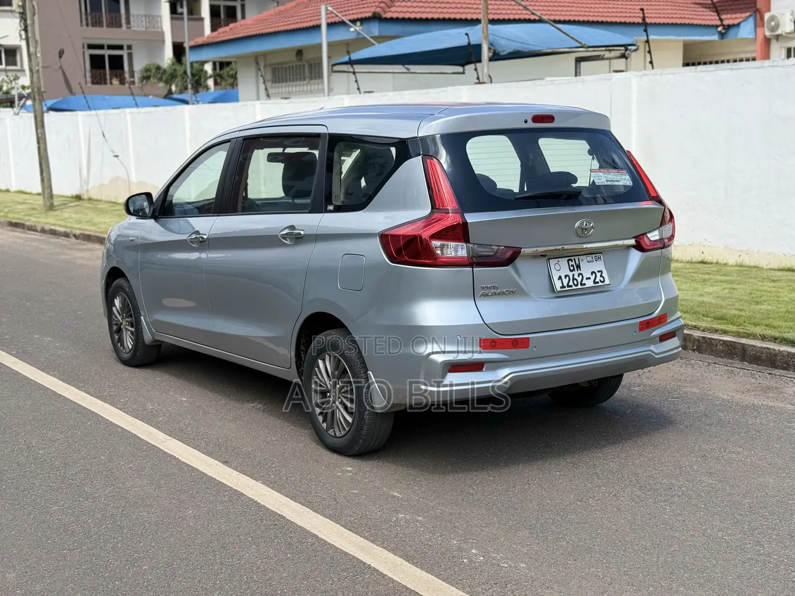 Toyota Rumion 1.5 FWD 2023 Silver