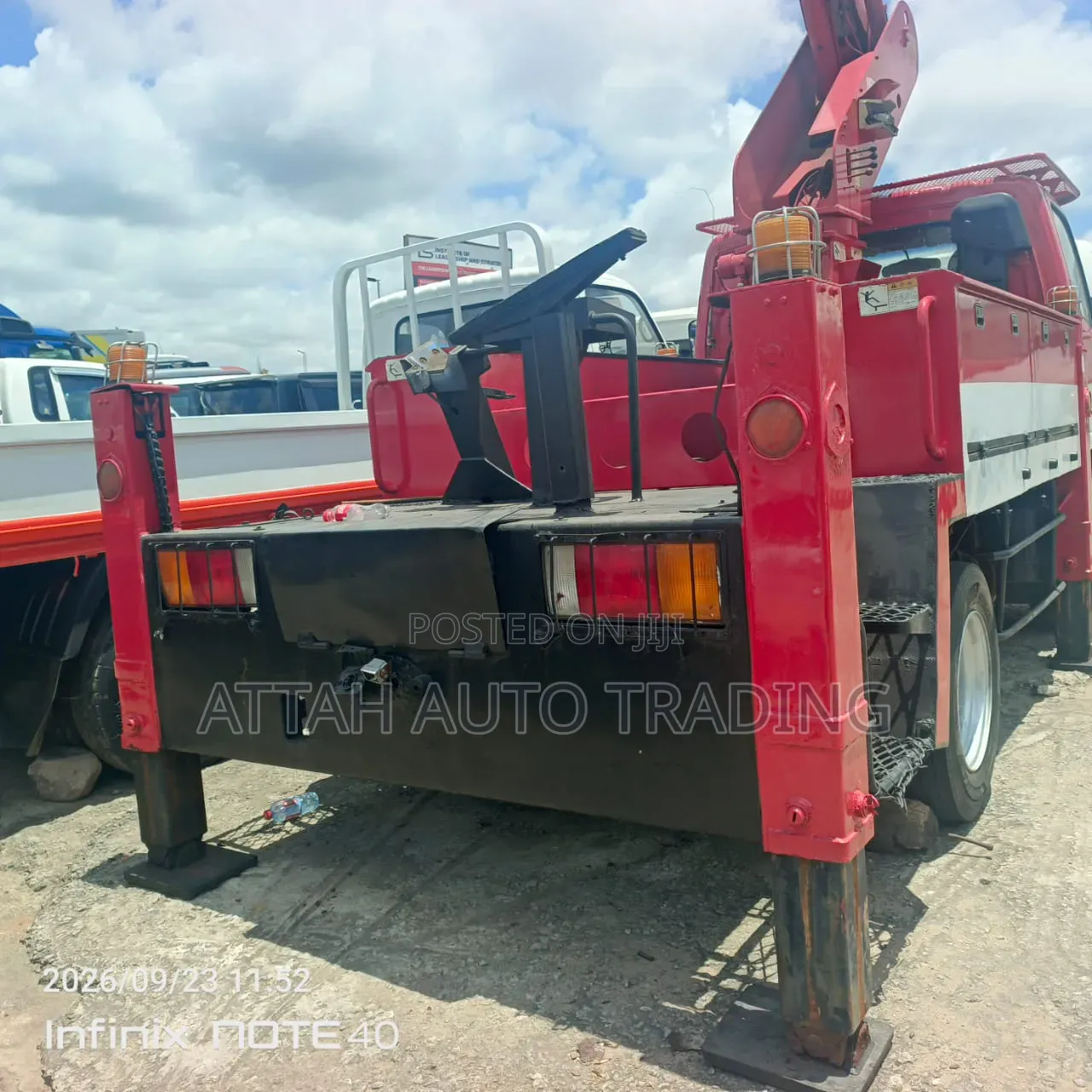 Street Light Truck